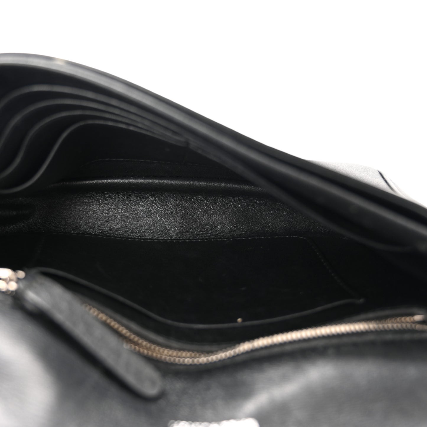 Pebbled Calfskin Logo Everyday Flap Chain Wallet Black