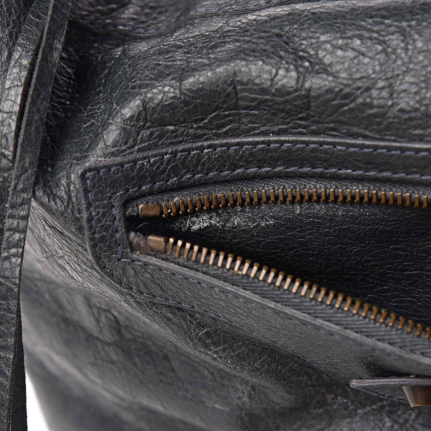 Agneau Classic Hardware Day Hobo Anthracite