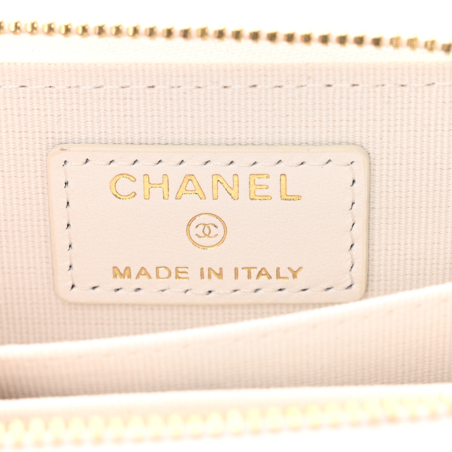 Tweed Quilted Bow Flap Card Holder On Chain White