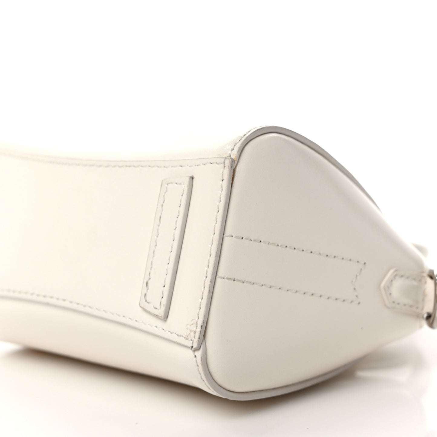 Shiny Lord Calfskin Micro Antigona Ivory