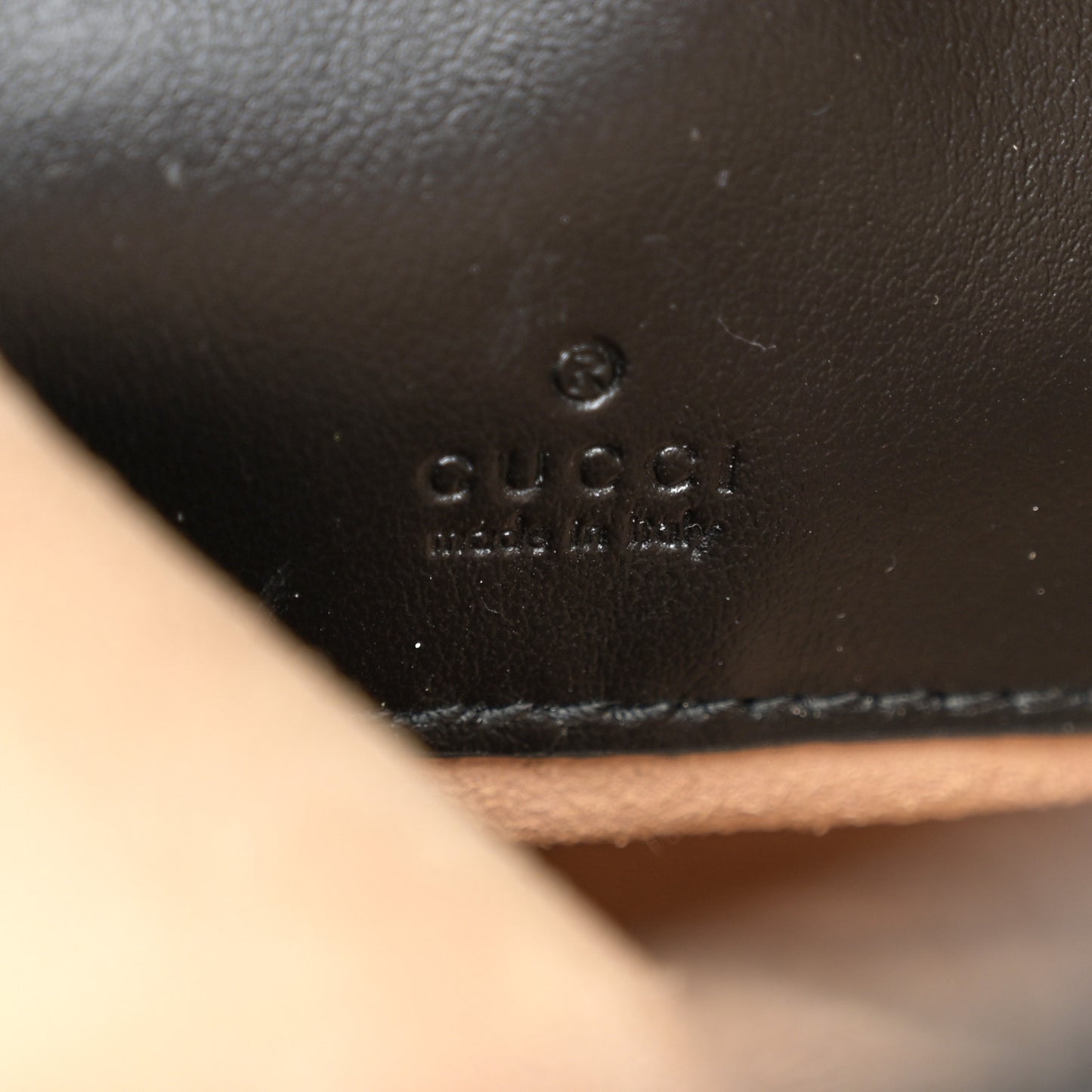 Calfskin Matelasse Mini GG Marmont Crossbody Bag Black