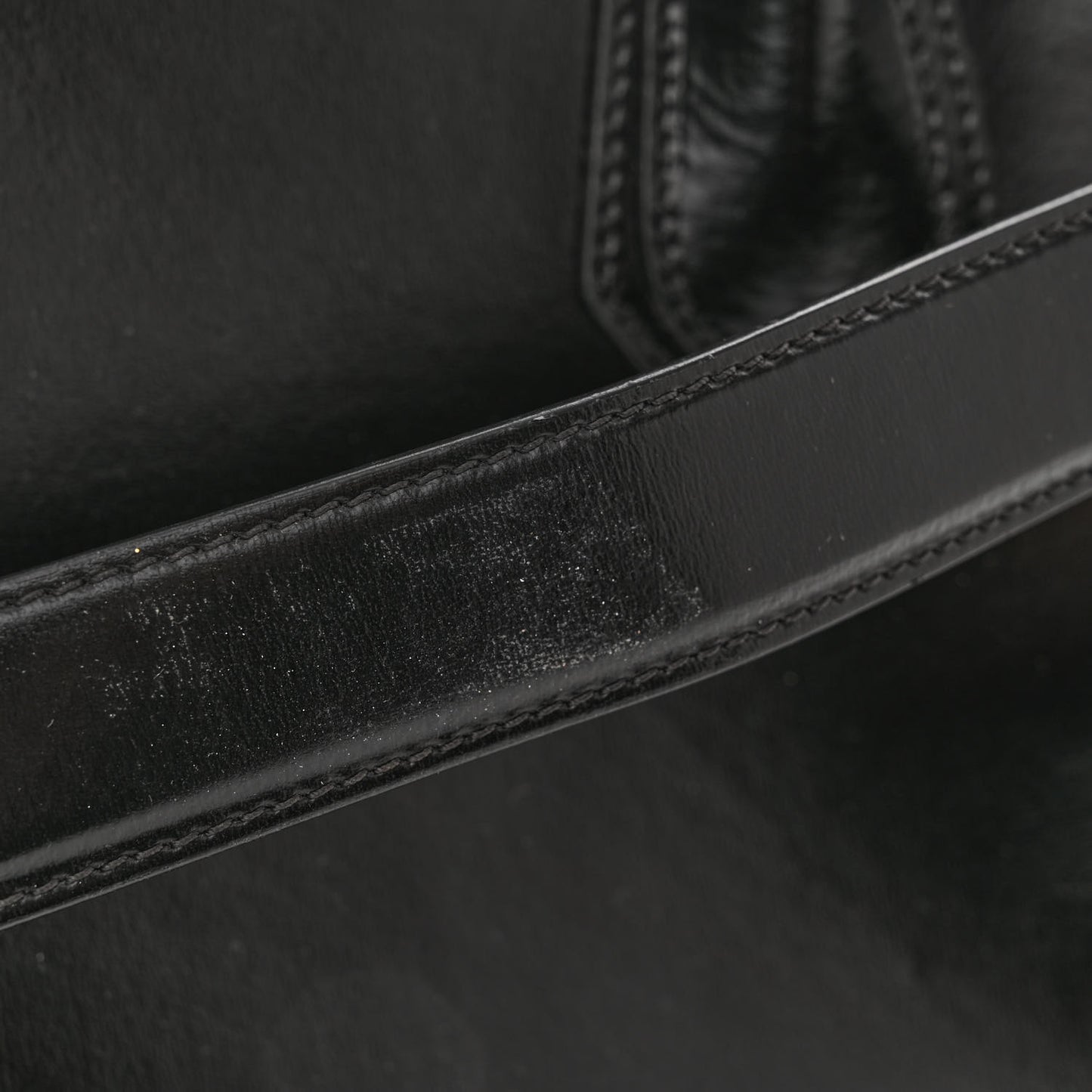 Shiny Lord Calfskin Medium Antigona Black