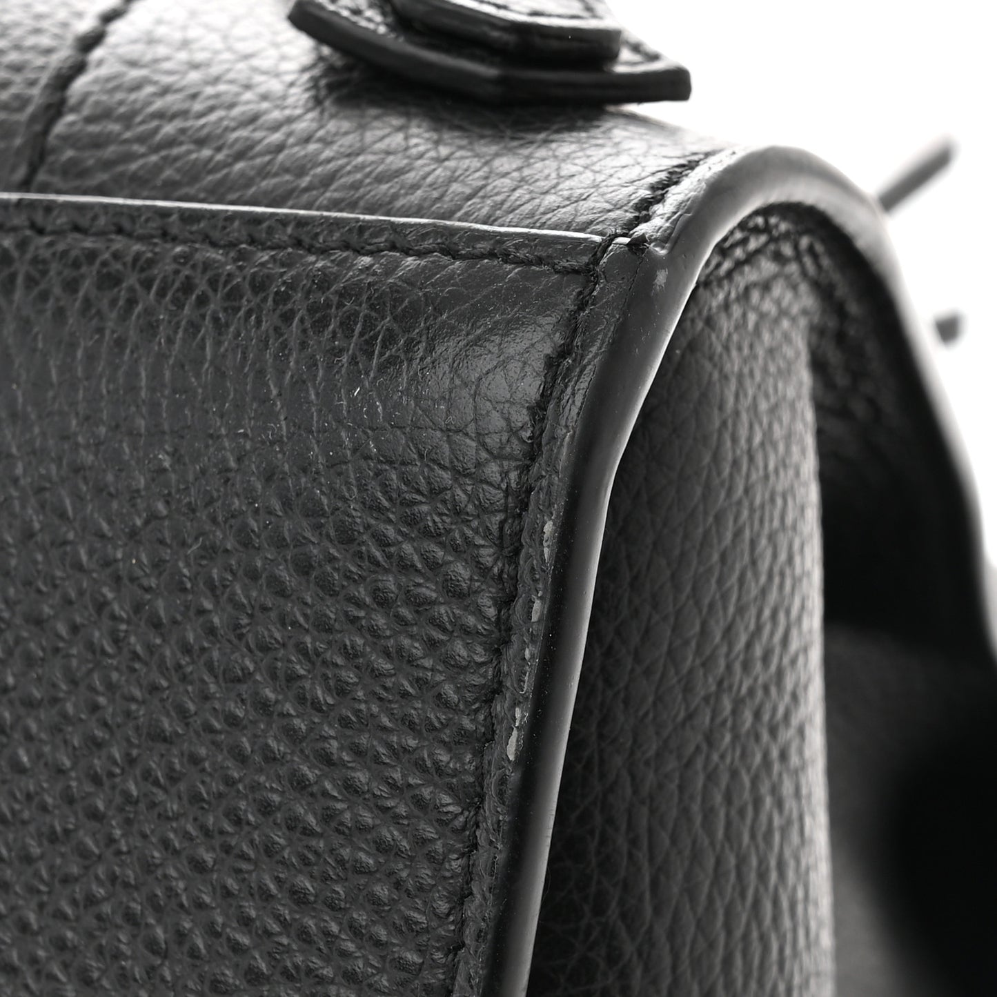 Grained Calfskin Black Hardware Neo Classic City Black