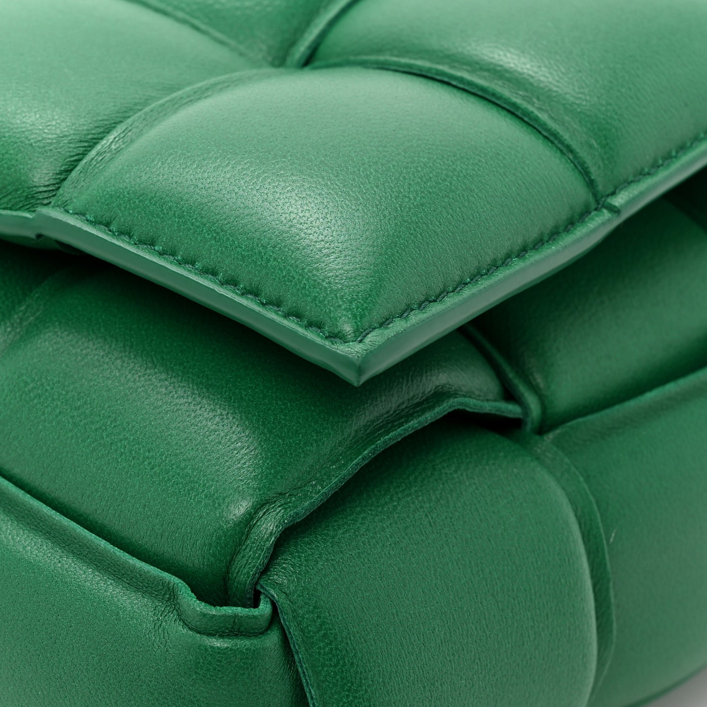 Lambskin Maxi Intreccio Padded Chain Cassette Crossbody Bag Racing Green