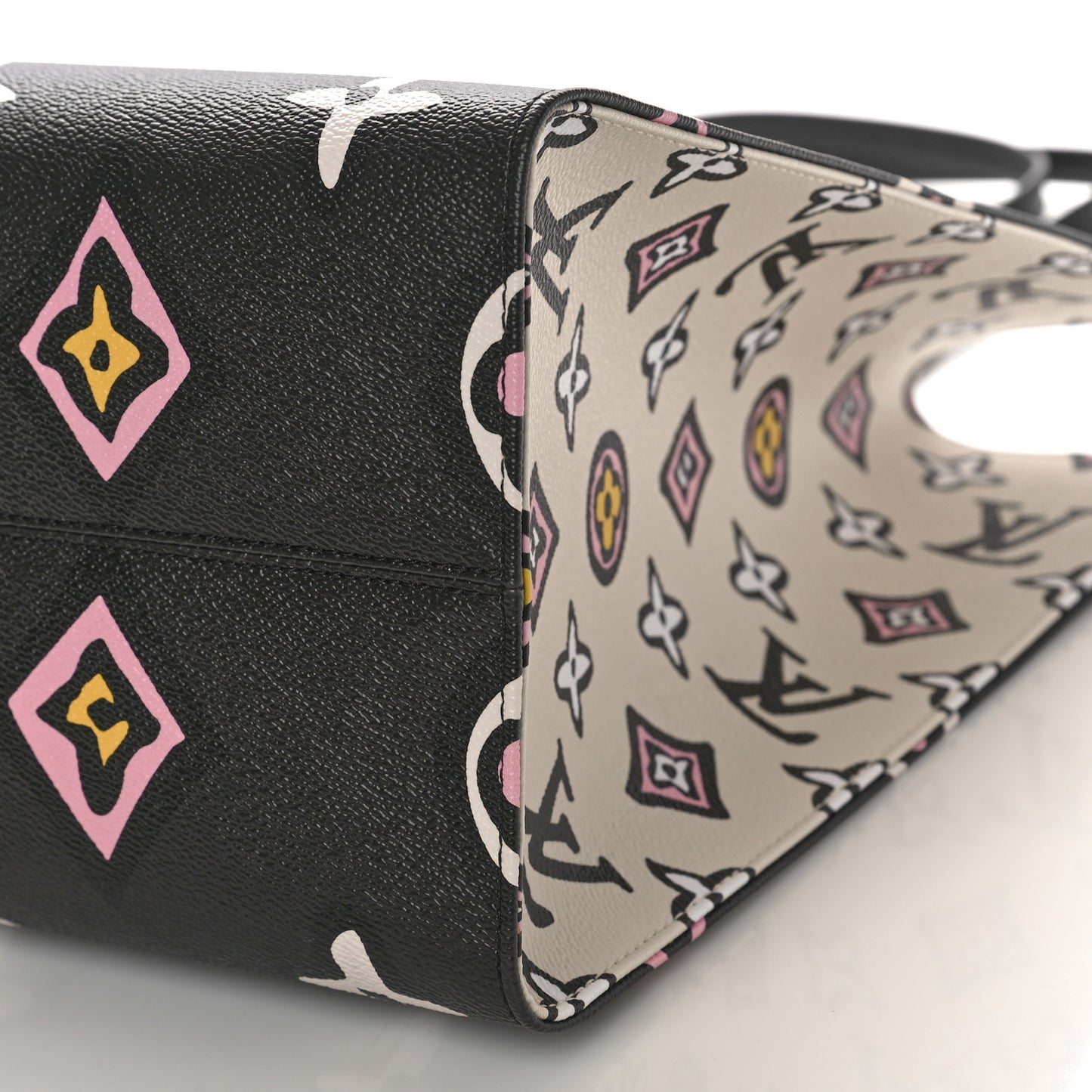 Monogram Giant Wild At Heart Onthego GM Black
