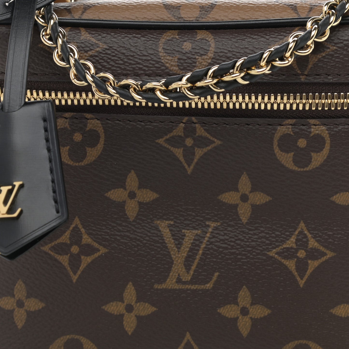 Reverse Monogram Vanity PM