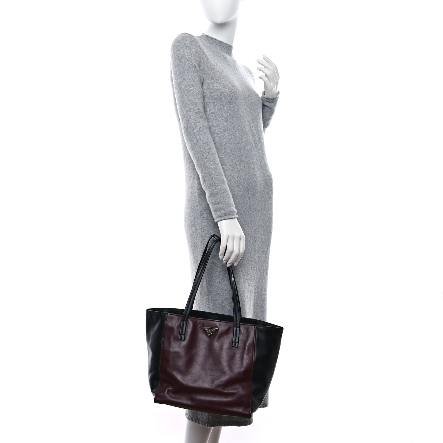 Soft Calf Shopping Tote Black Burgundy