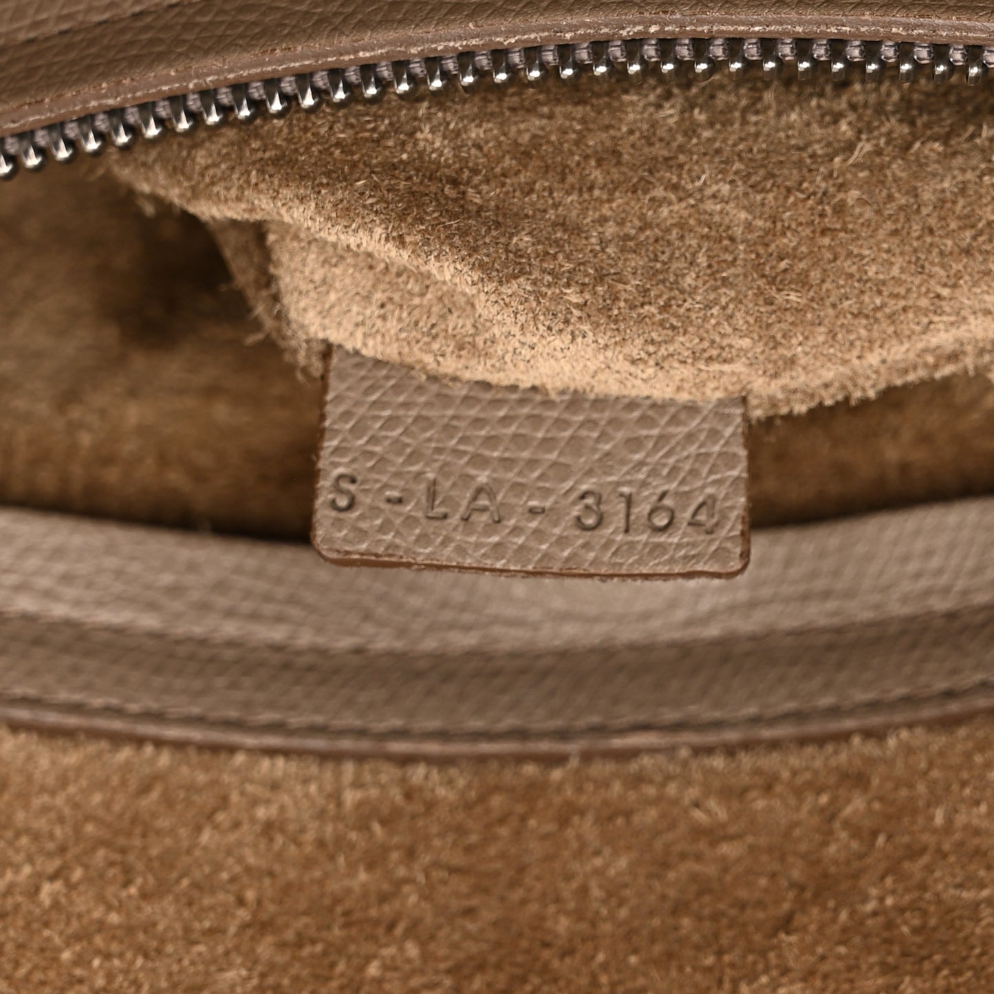Baby Grained Calfskin Medium Phantom Luggage Taupe