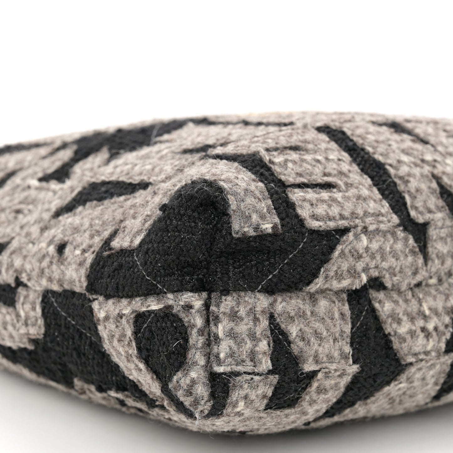 Wool Tweed Quilted Chanel 22 Grey Black