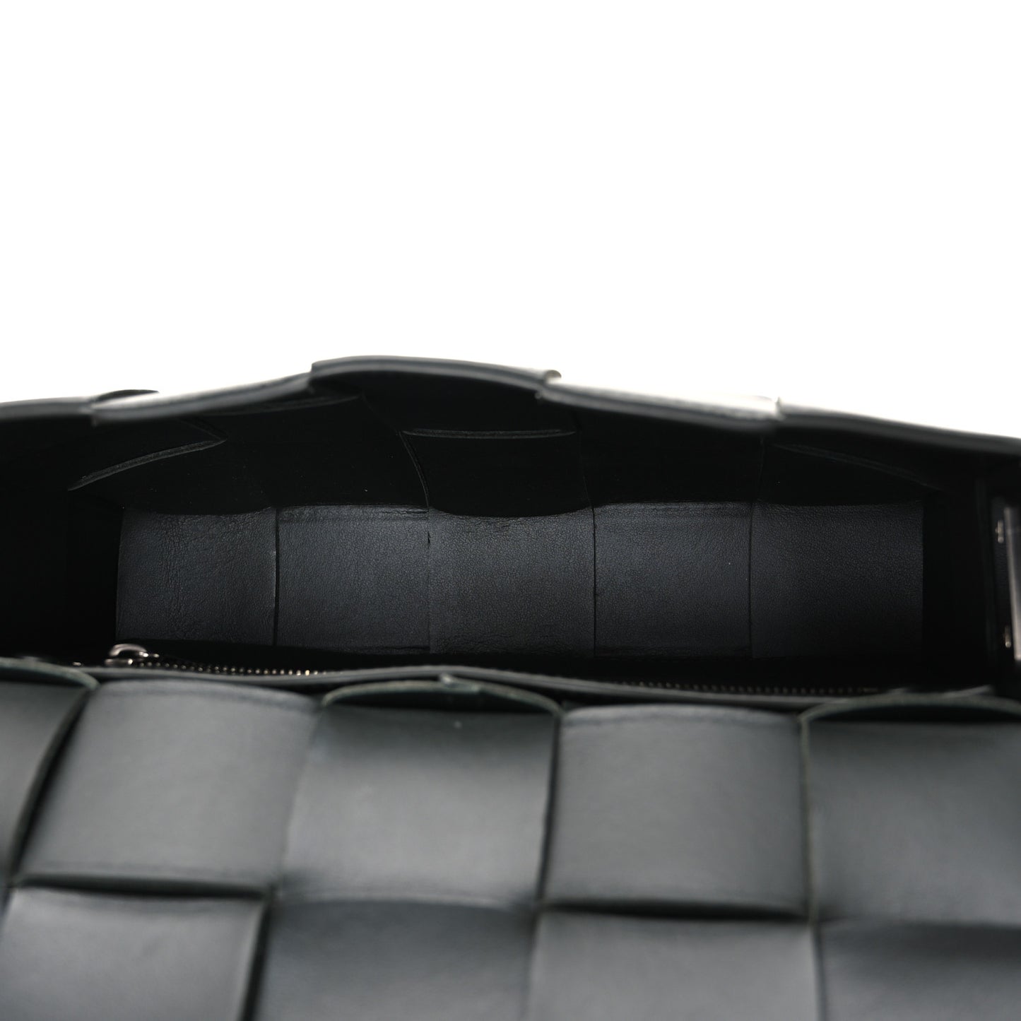 Calfskin Maxi Intreccio Cassette With Strap Bag Dark Green