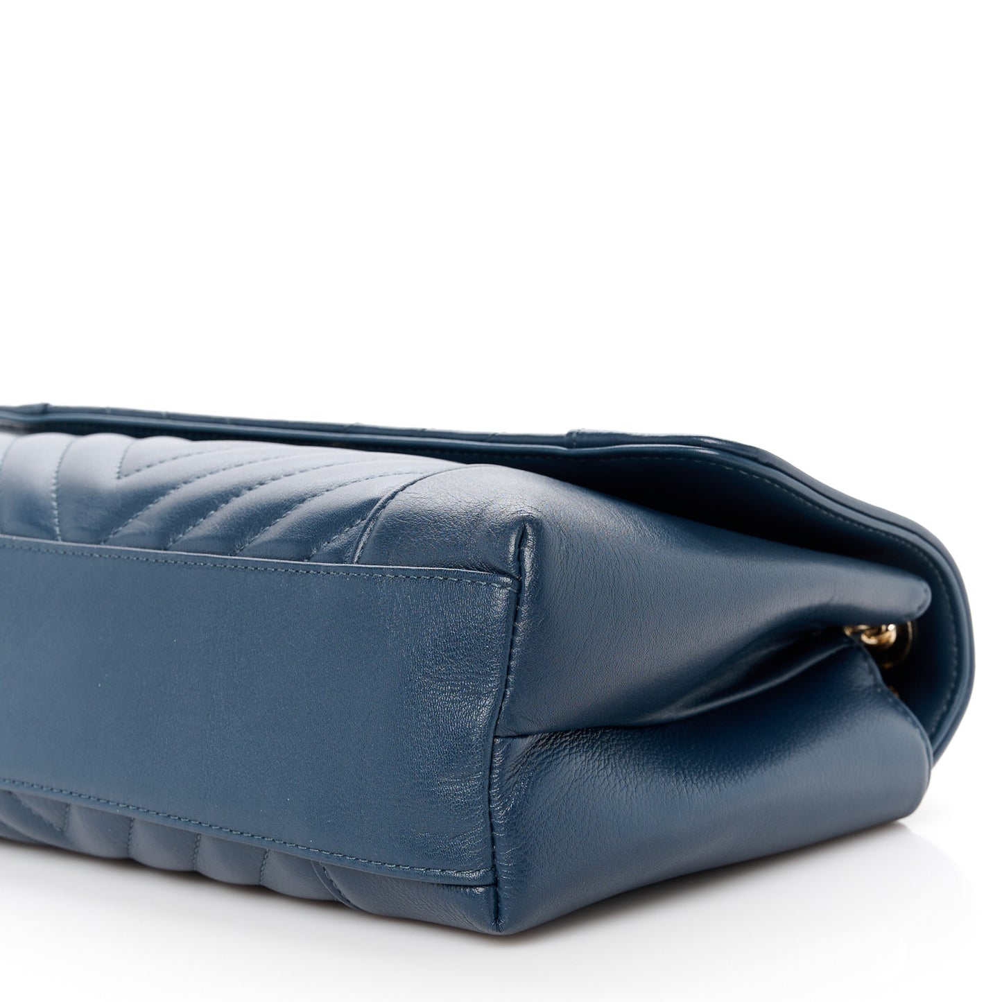 Calfskin Quilted Medium Daily Chevron Flap Navy Blue