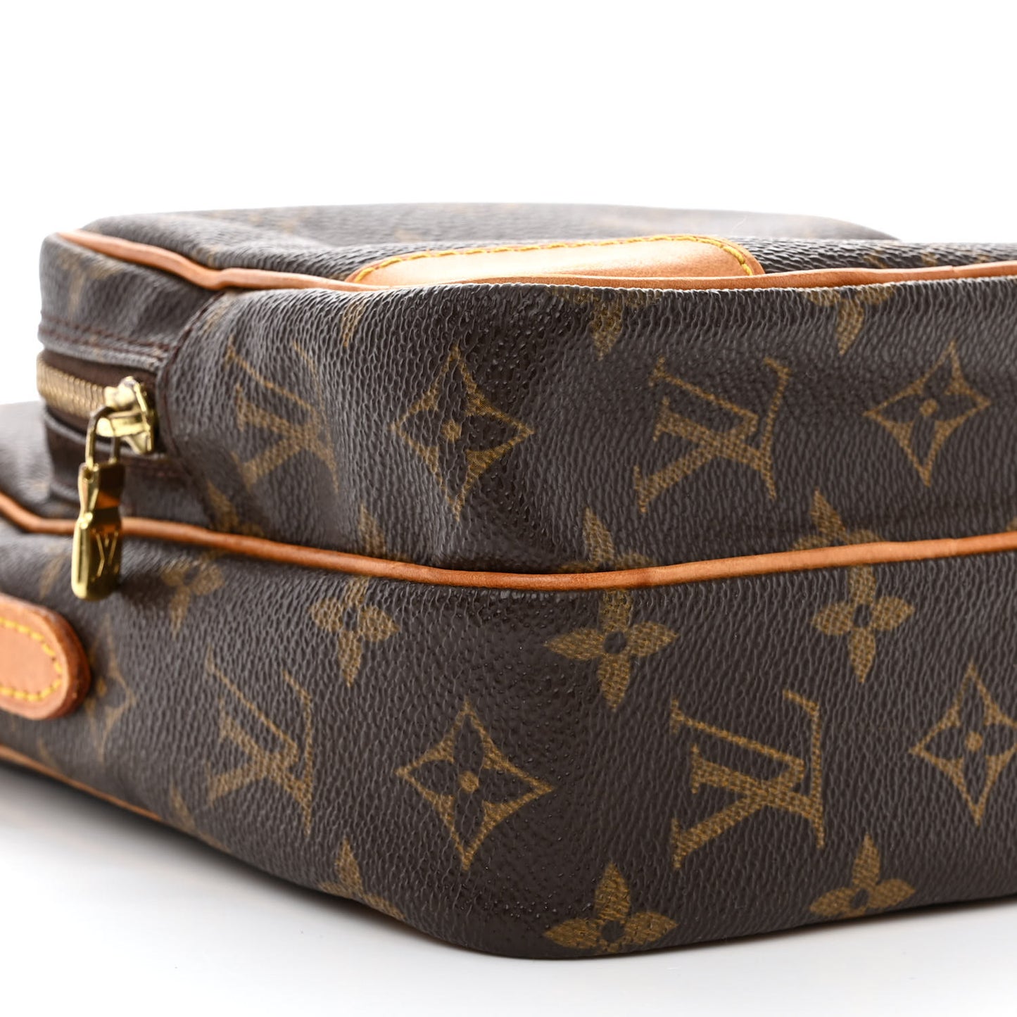 Monogram Amazone