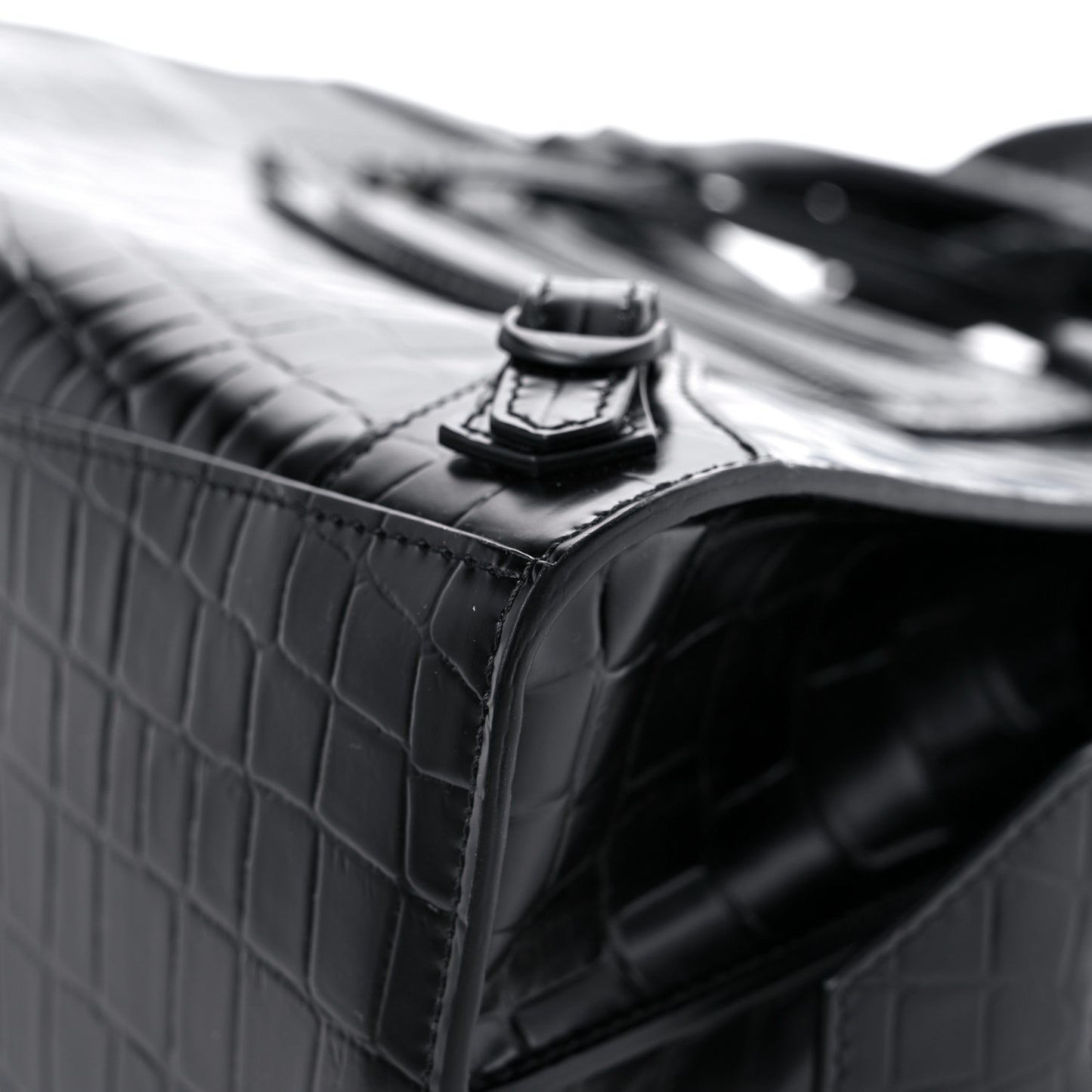 Semi Shiny Calfskin Crocodile Embossed Neo Classic Black Hardware S City Black
