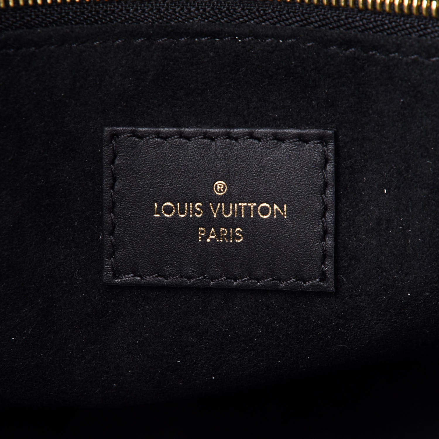 Louis Vuitton Empreinte Monogram Giant Onthego PM Black 6 of 9