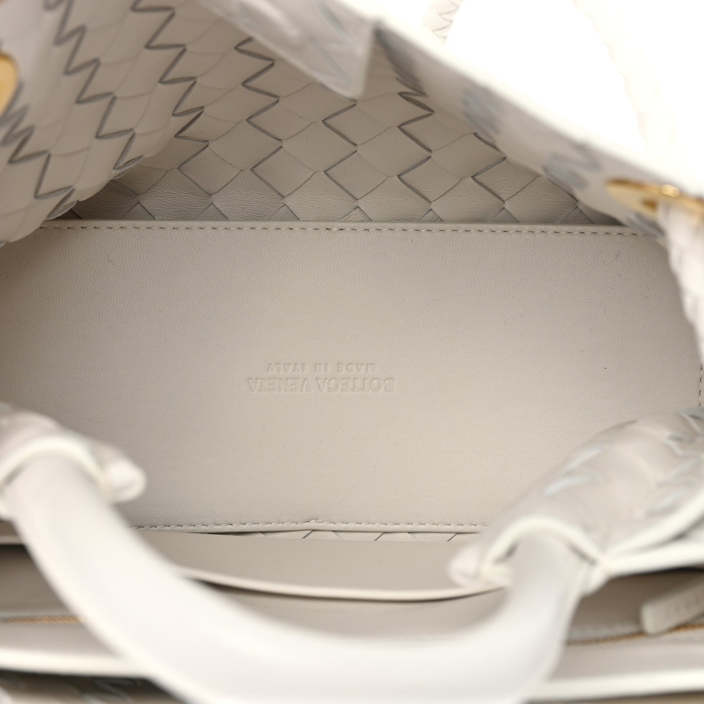 Nappa Intrecciato Small Andiamo Shoulder Bag White