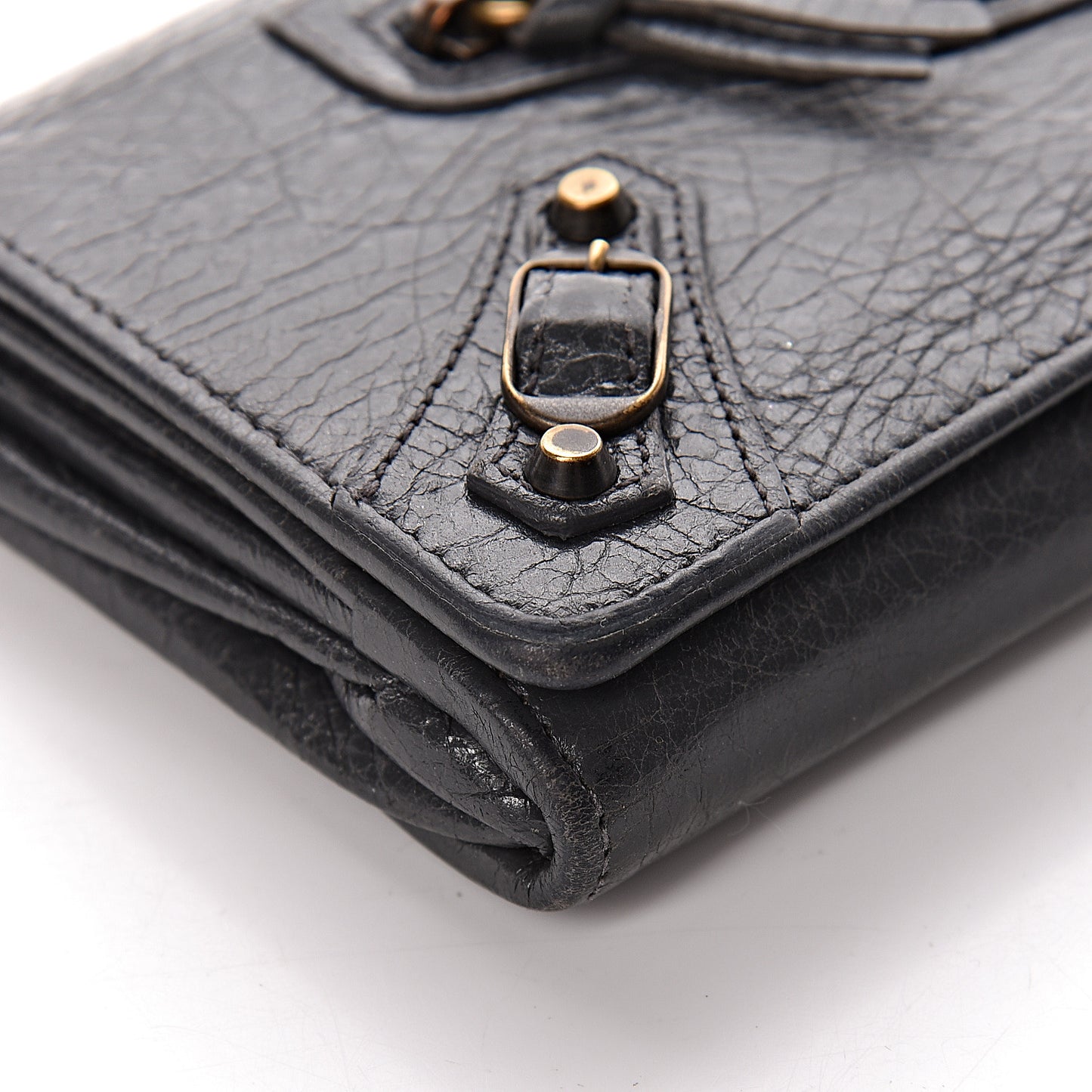 Agneau Classic Hardware Money Wallet Gris Fossile