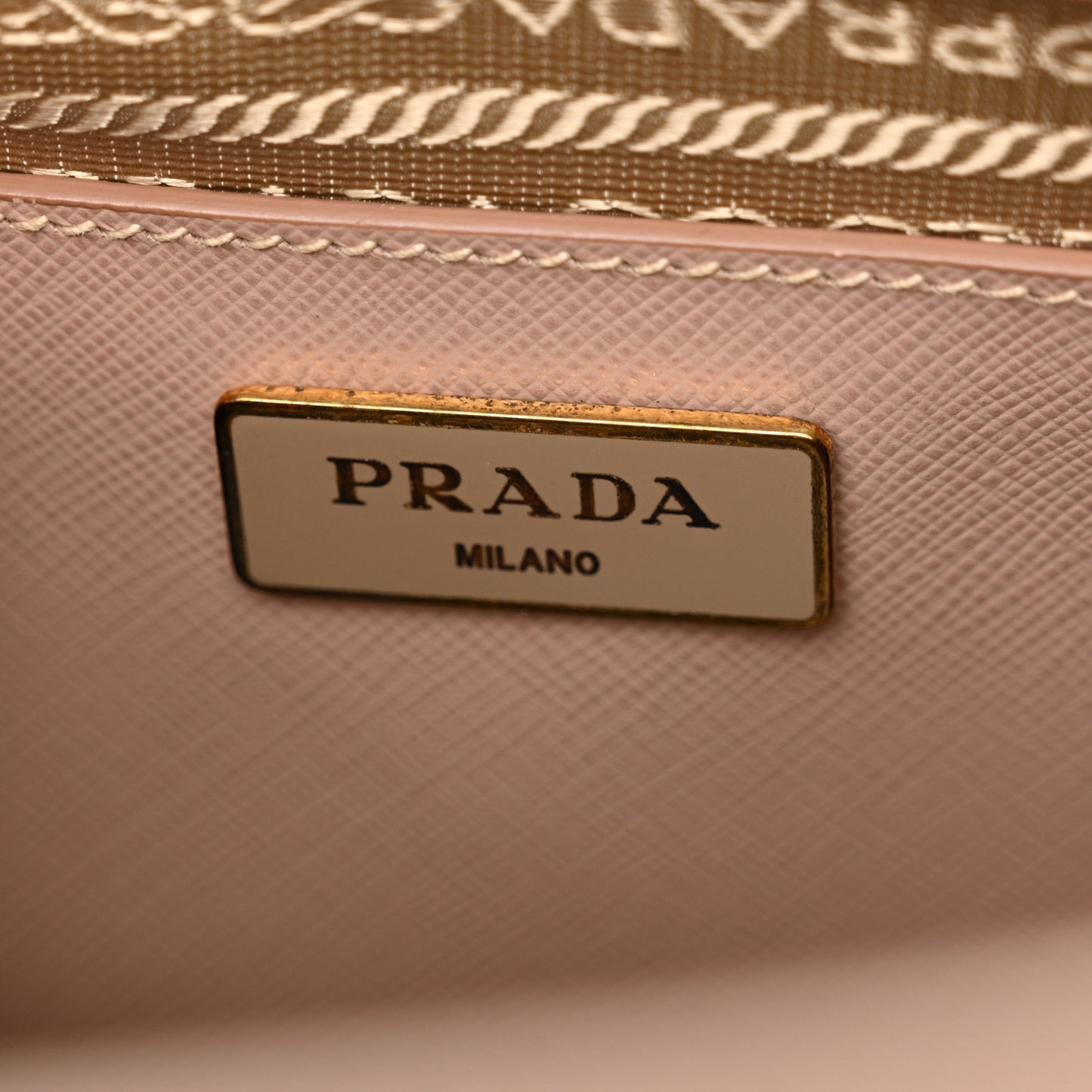 Saffiano Lux Open Promenade Tote Cammeo