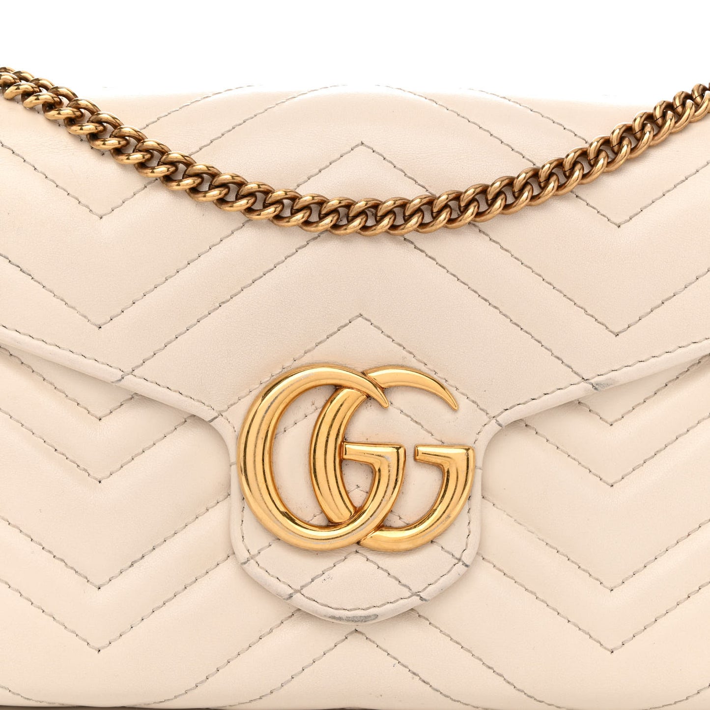 Calfskin Matelasse GG Marmont Chain Wallet Mystic White