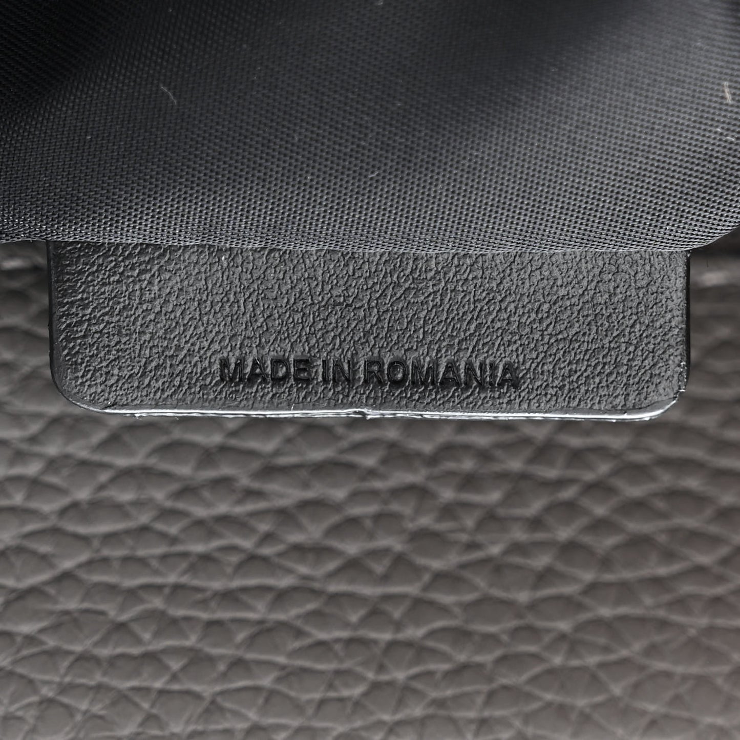 Grainy Calfskin Embossed Bruno Messenger Charcoal Grey