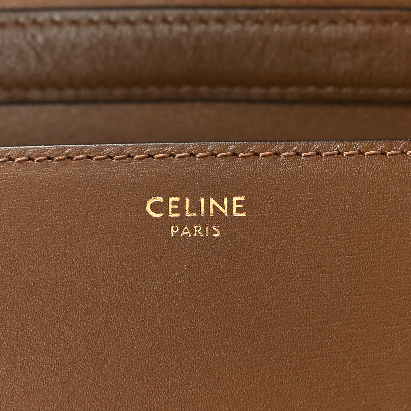 Smooth Calfskin Medium Classic Box Flap Bag Camel