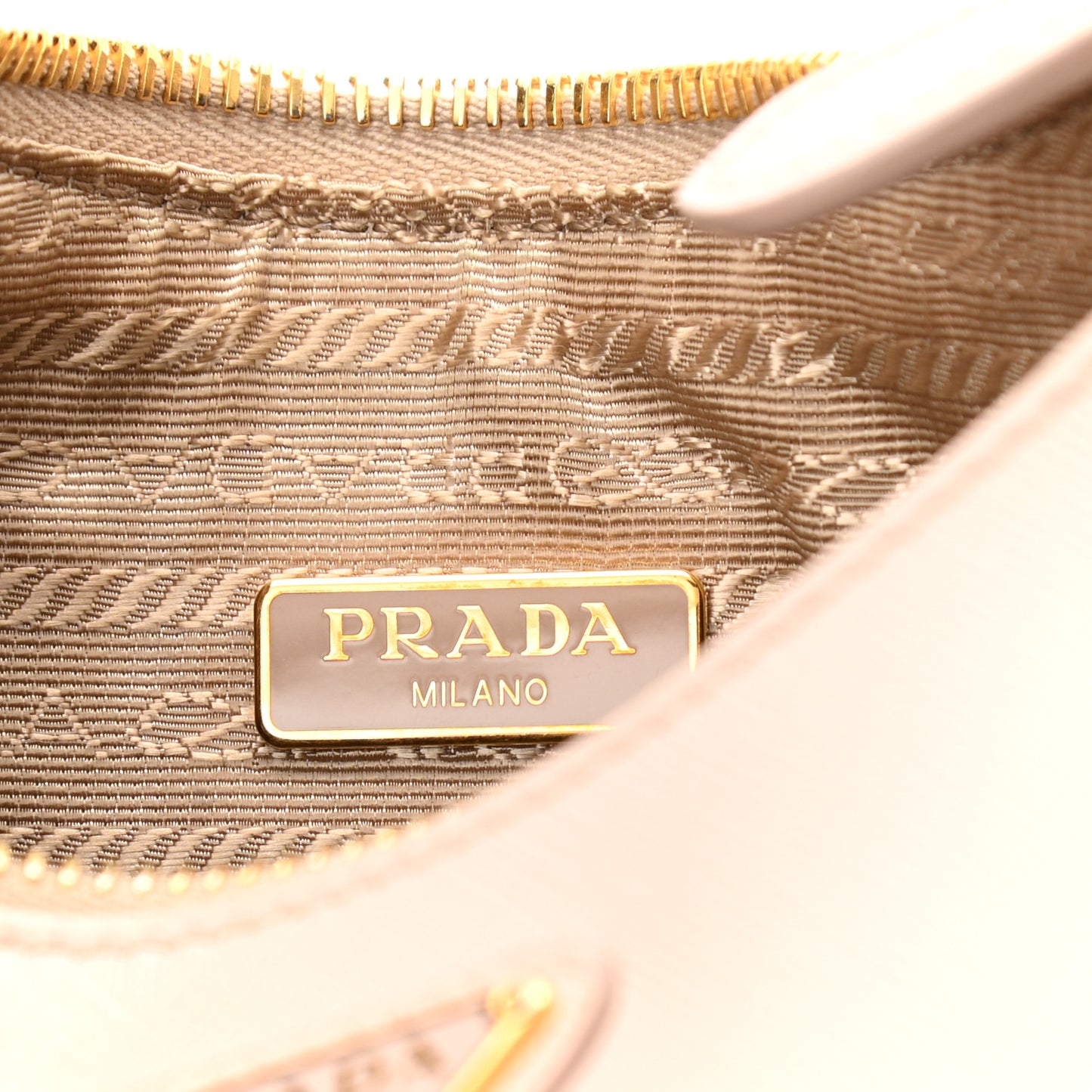 Saffiano Re-Edition 2005 Shoulder Bag Ninfea