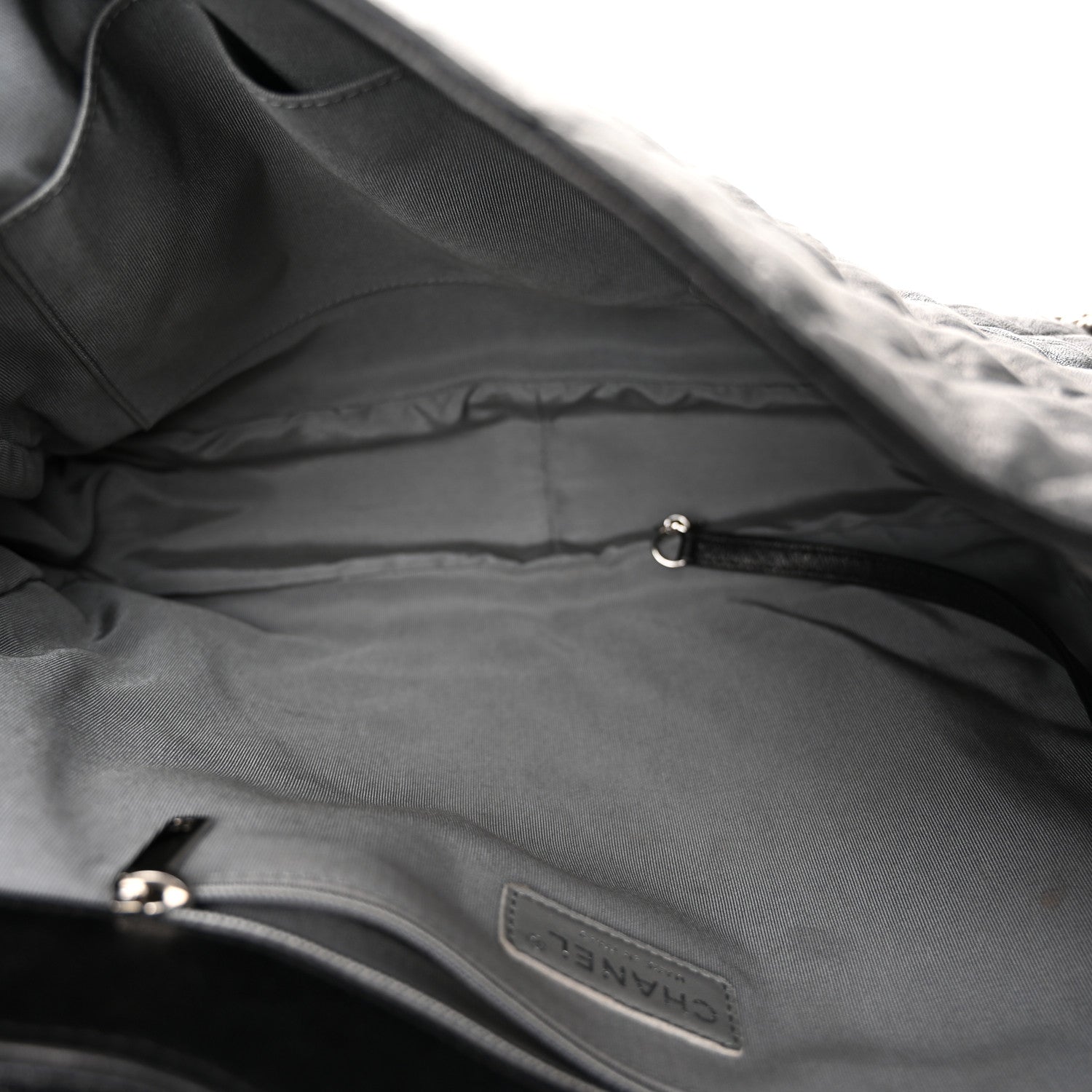 Chanel Washed Lambskin Quilted Maxi Chain Around Flap Black 5 of 10