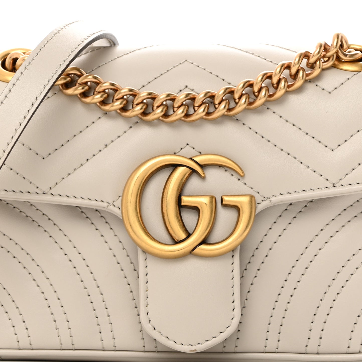 Calfskin Matelasse Small GG Marmont Shoulder Bag Light Grey
