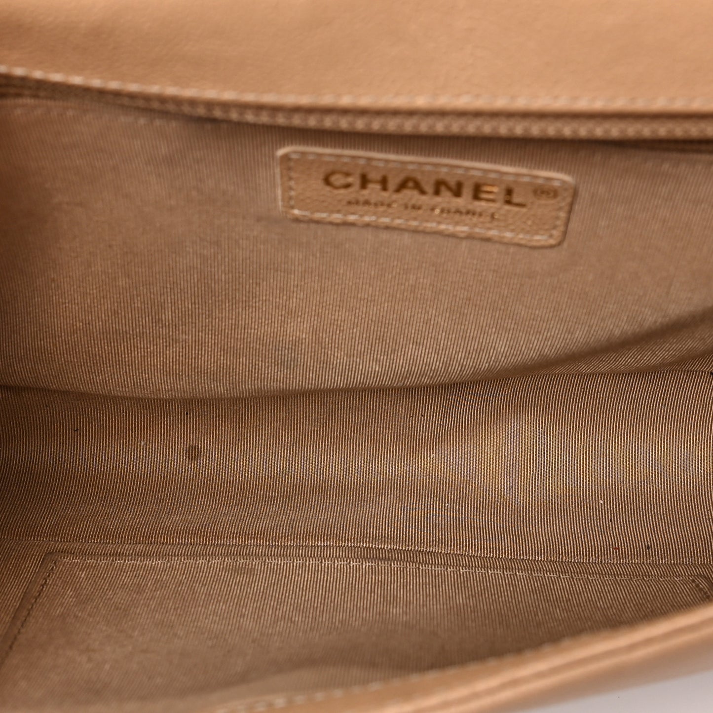 Caviar Quilted New Medium Boy Flap Camel
