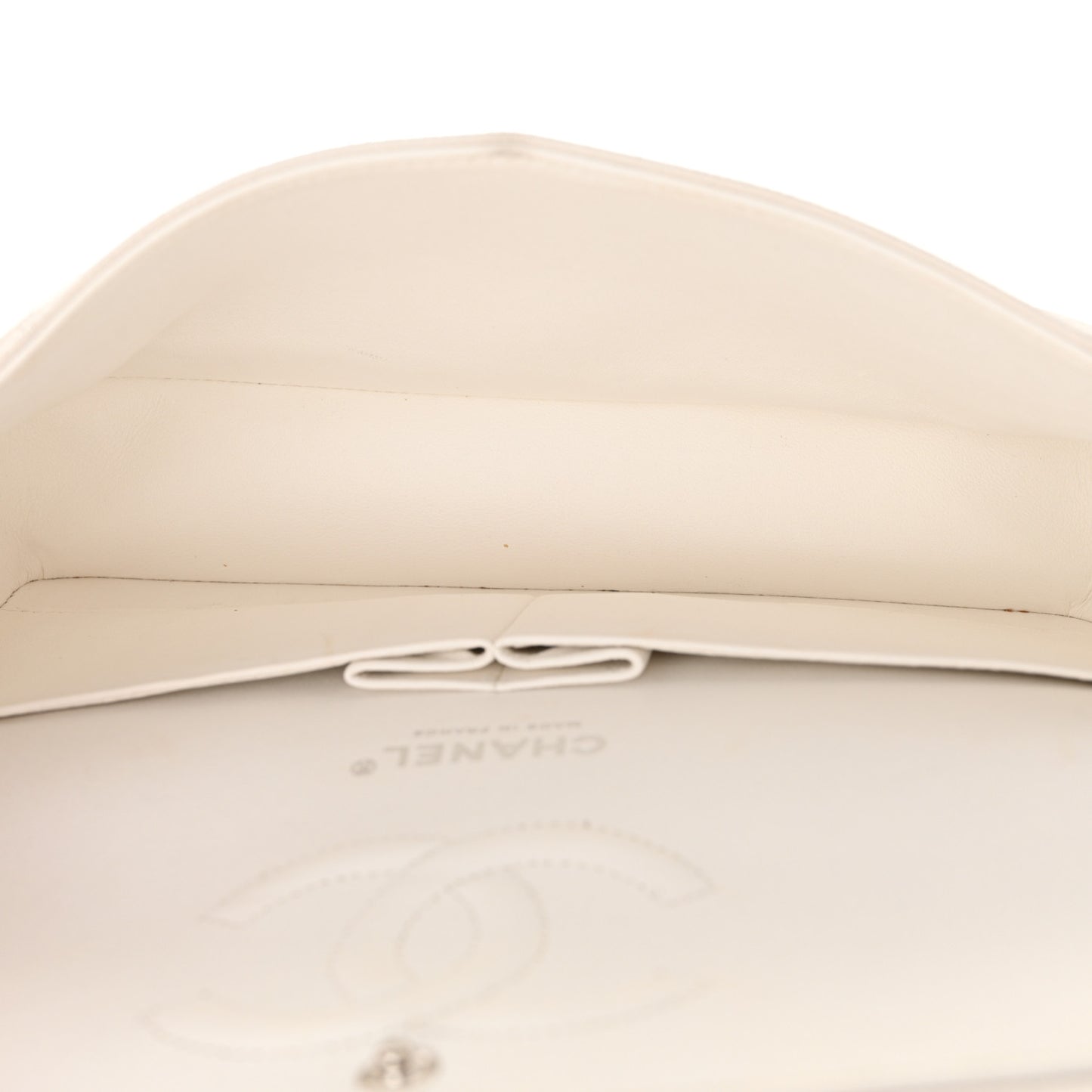 Caviar Quilted Medium Double Flap White