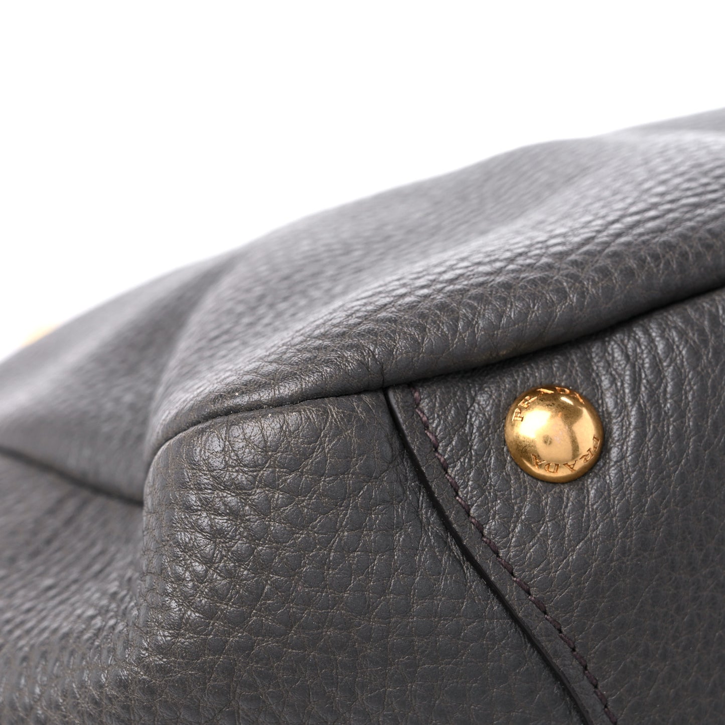 Vitello Daino Hobo Argilla