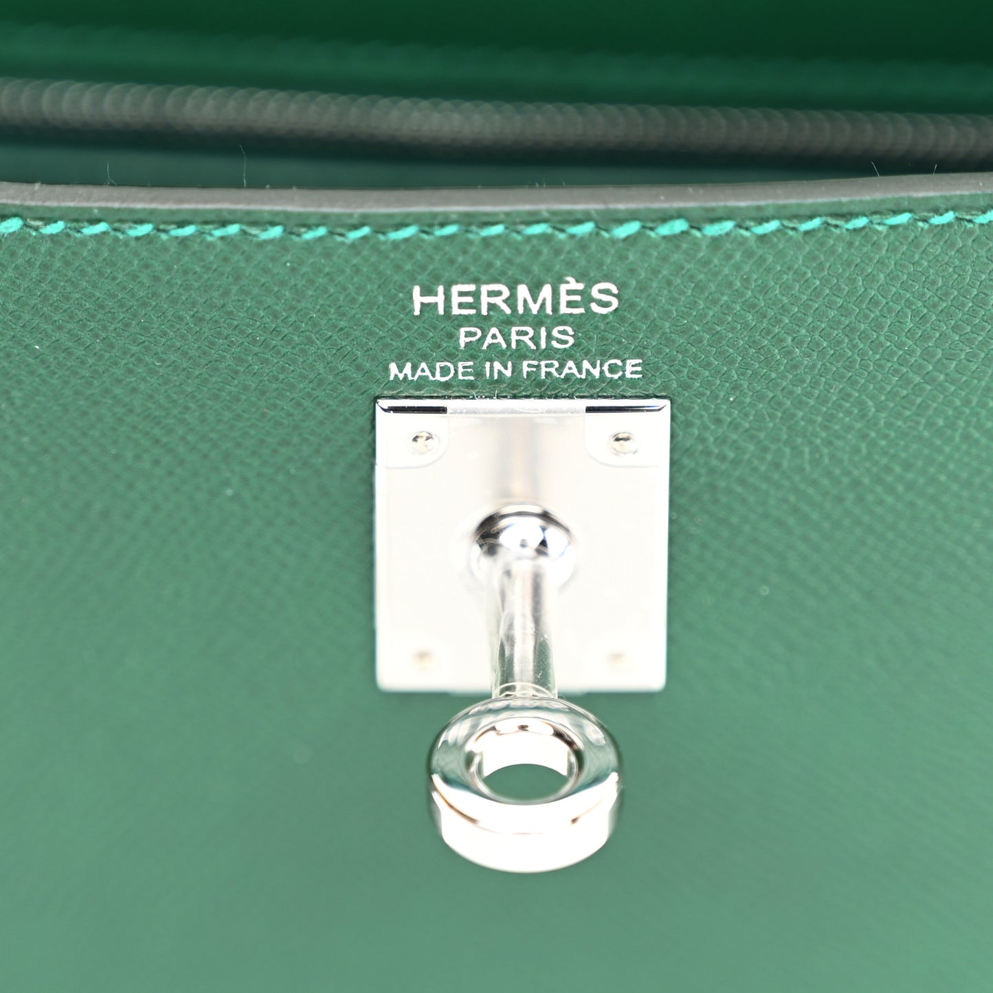 Madame Calfskin Kelly Sellier 25 Vert Moyen