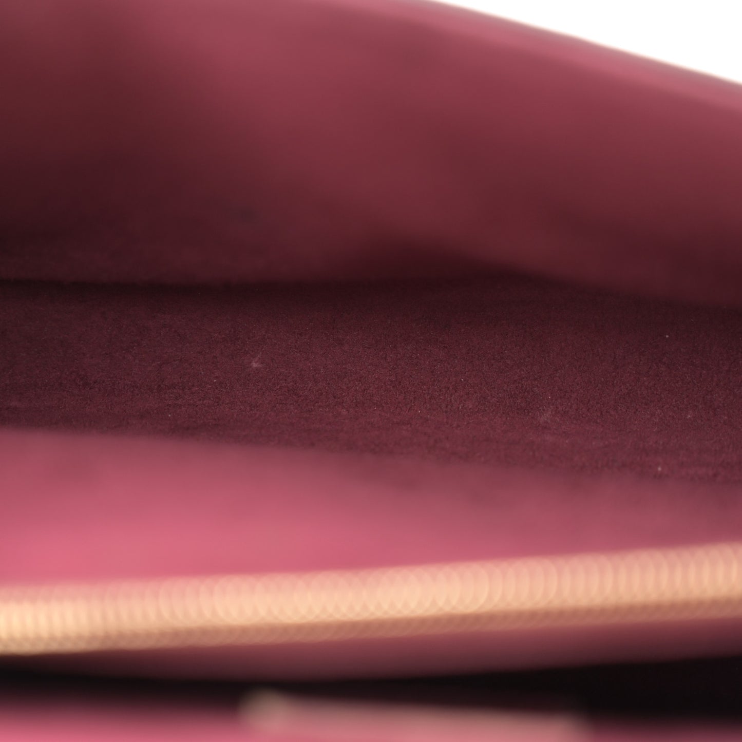 Monogram Victoire Raisin