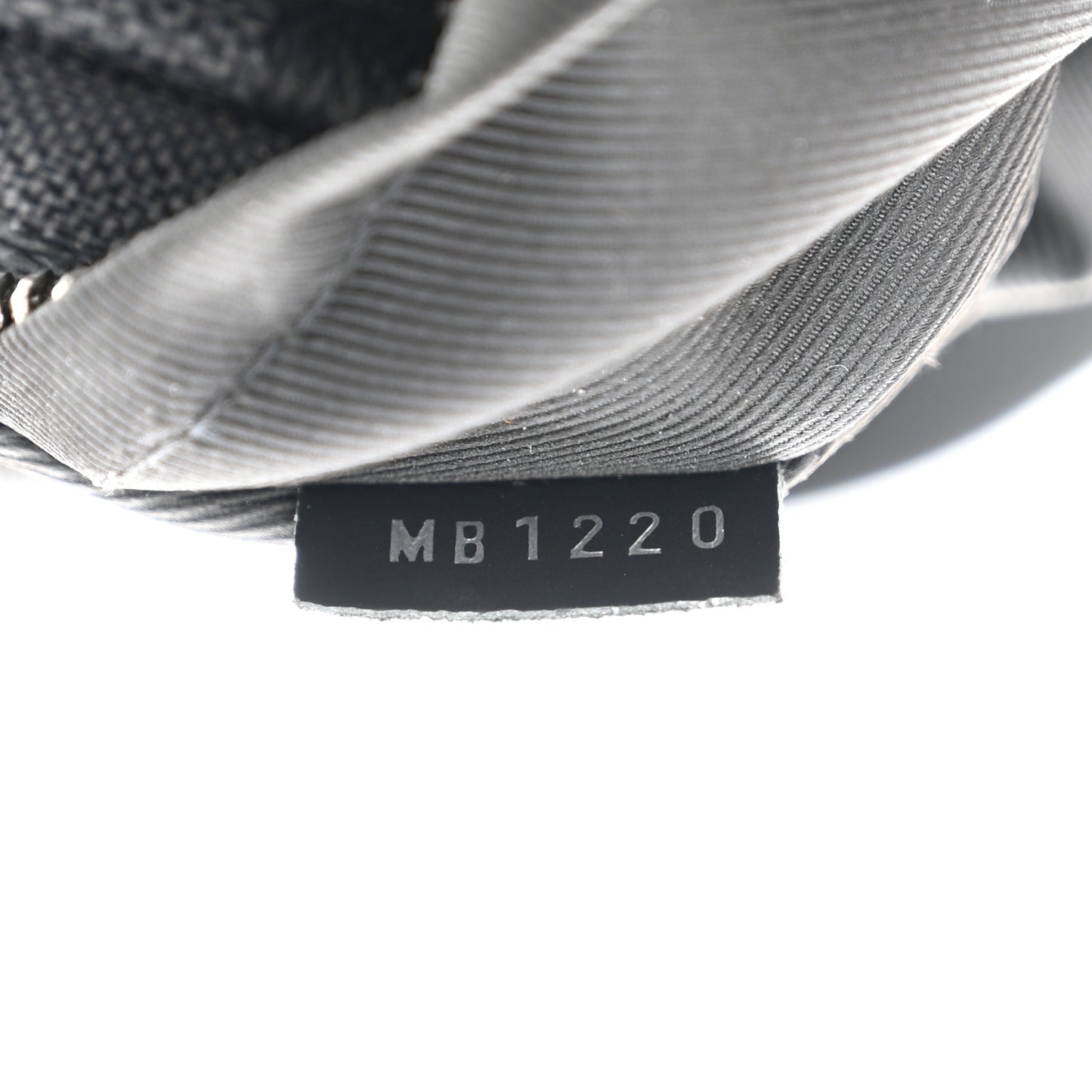 Damier Graphite Avenue Sling Bag