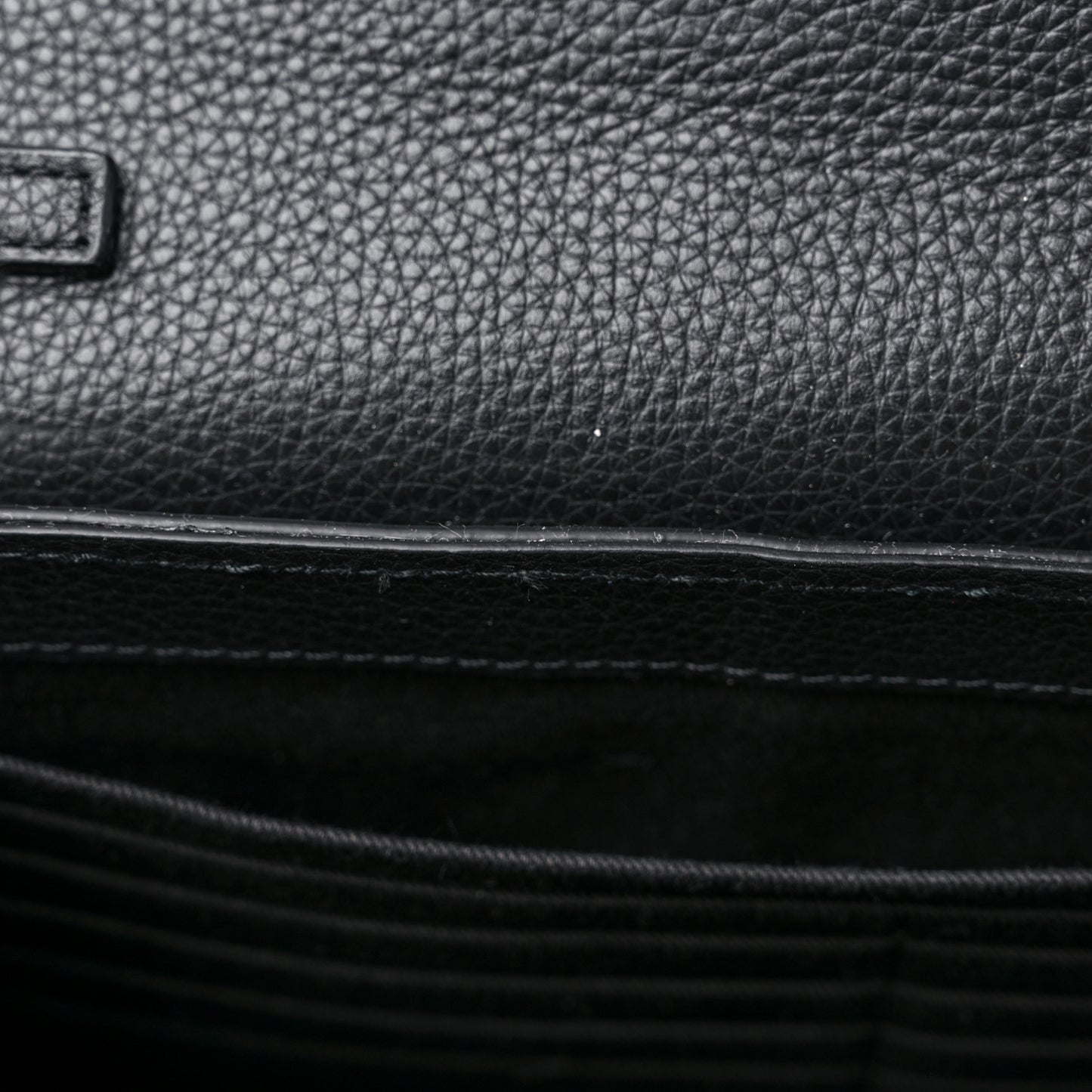Grained Calfskin Virtus Wallet On Chain Black