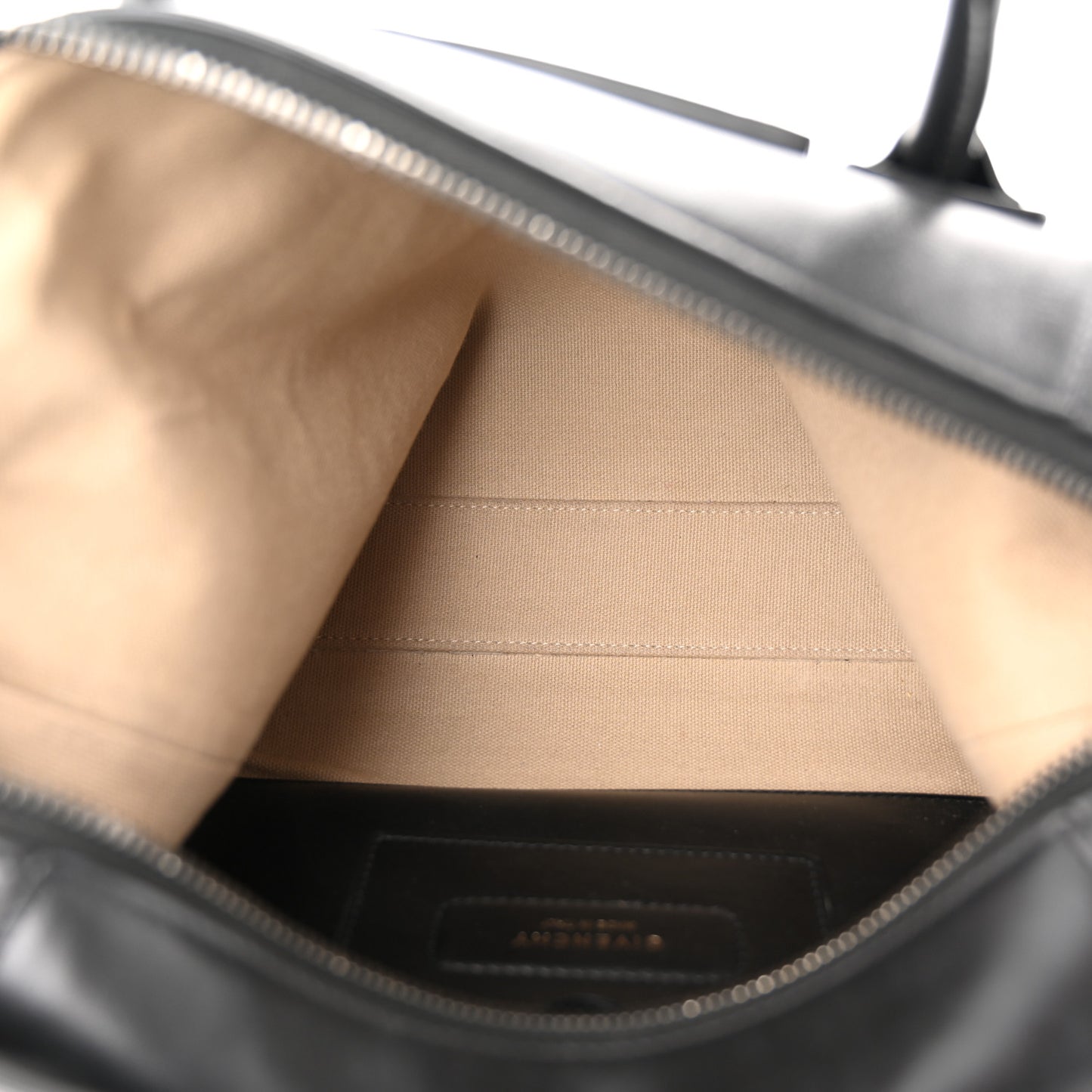 Smooth Calfskin Small Soft Antigona Black