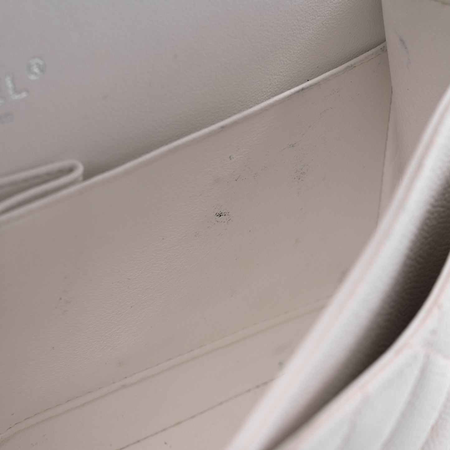 Caviar Quilted Medium Double Flap White