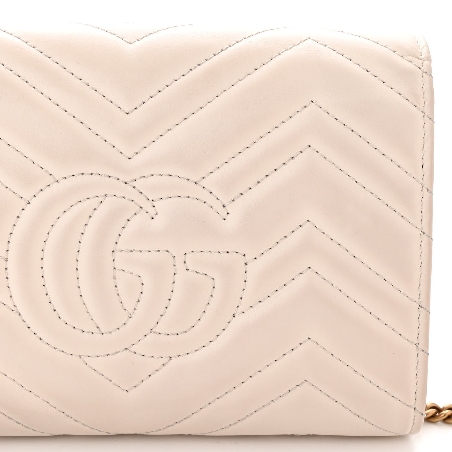 Calfskin Matelasse GG Marmont Chain Wallet Mystic White