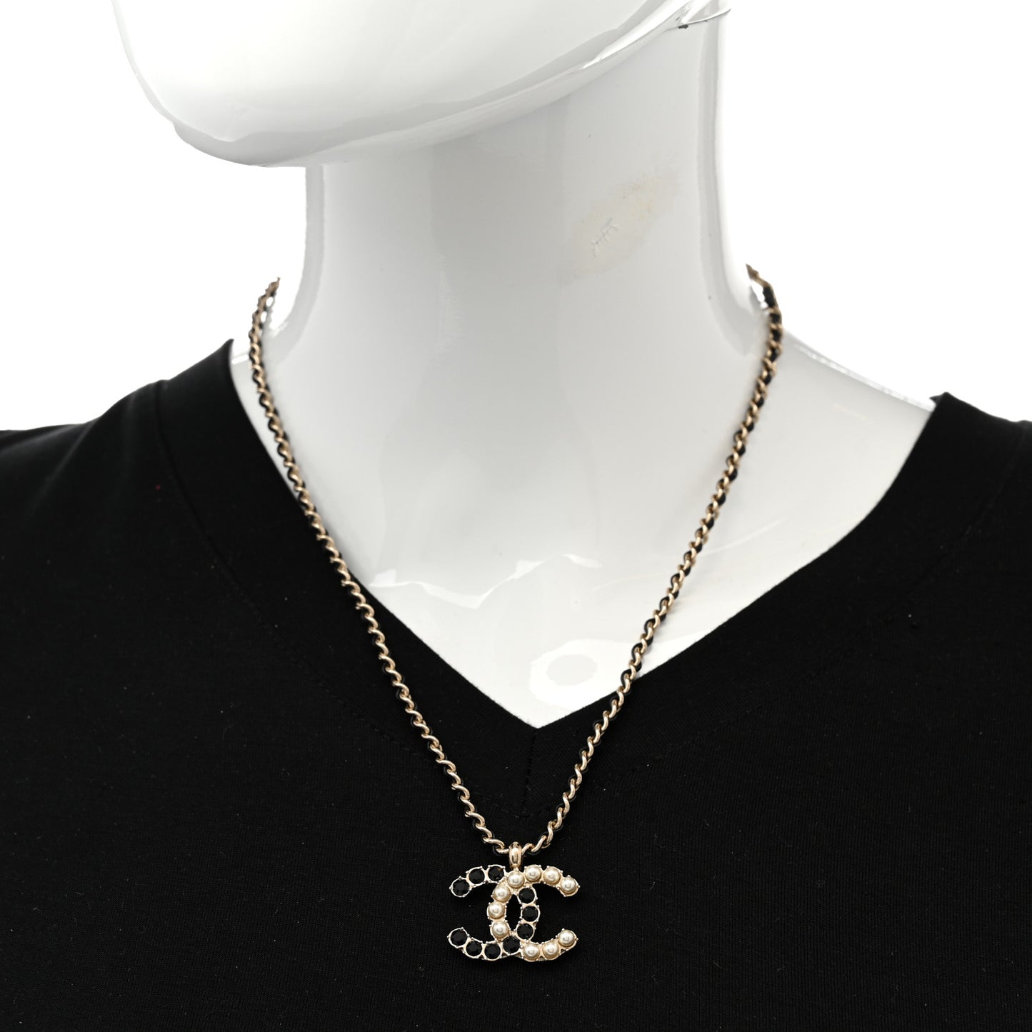 Pearl Crystal Lambskin Chain CC Short Necklace Black Gold