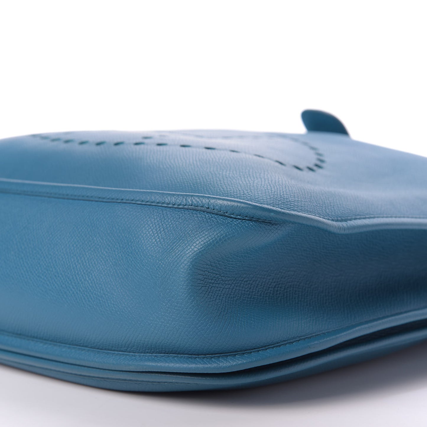 Epsom Evelyne III GM Bleu Izmir