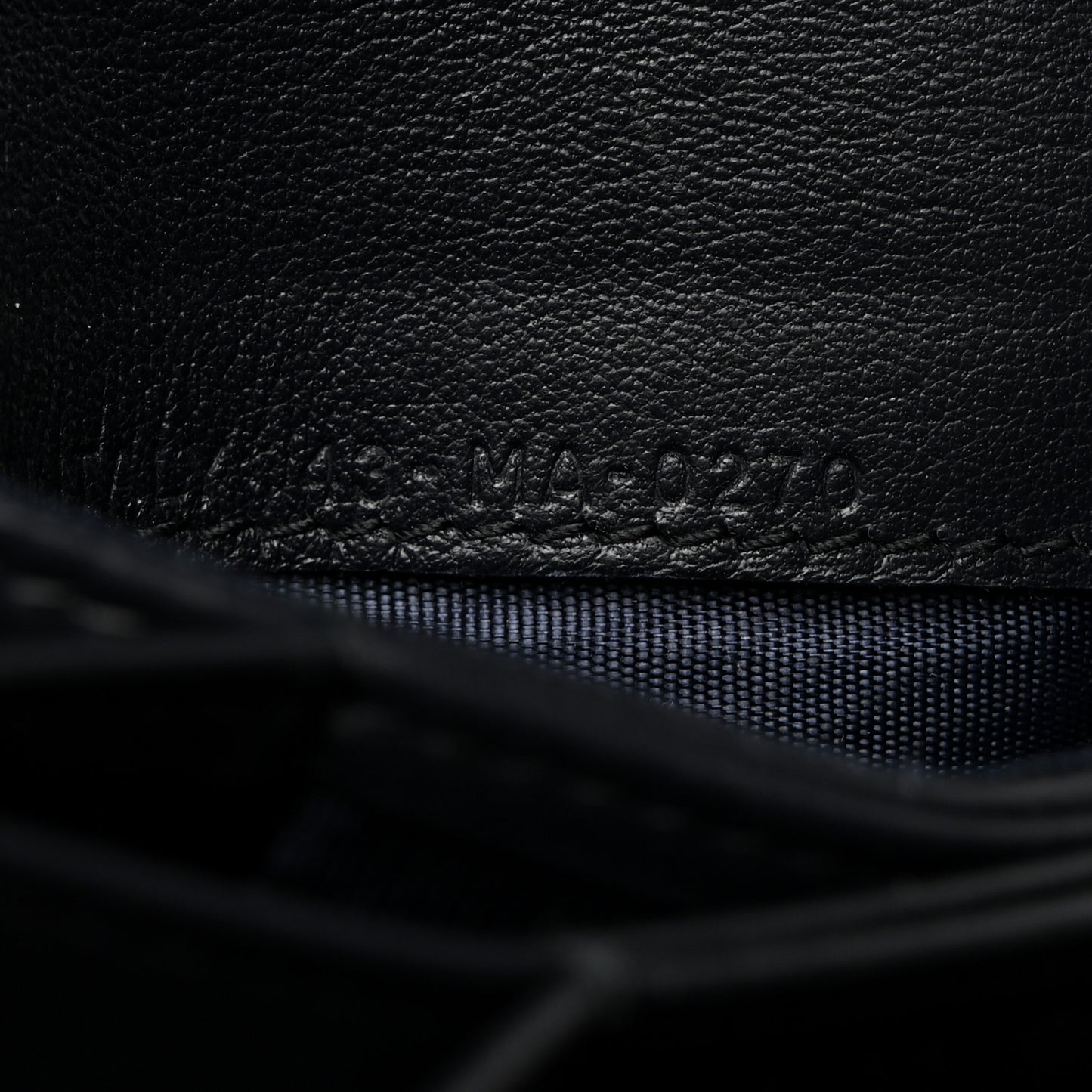 Oblique Nano 30 Montaigne Pouch Blue