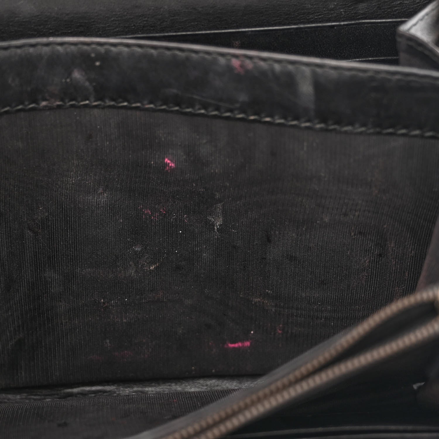 Gucci Calfskin Matelasse GG Marmont Chain Wallet Black 17 of 22