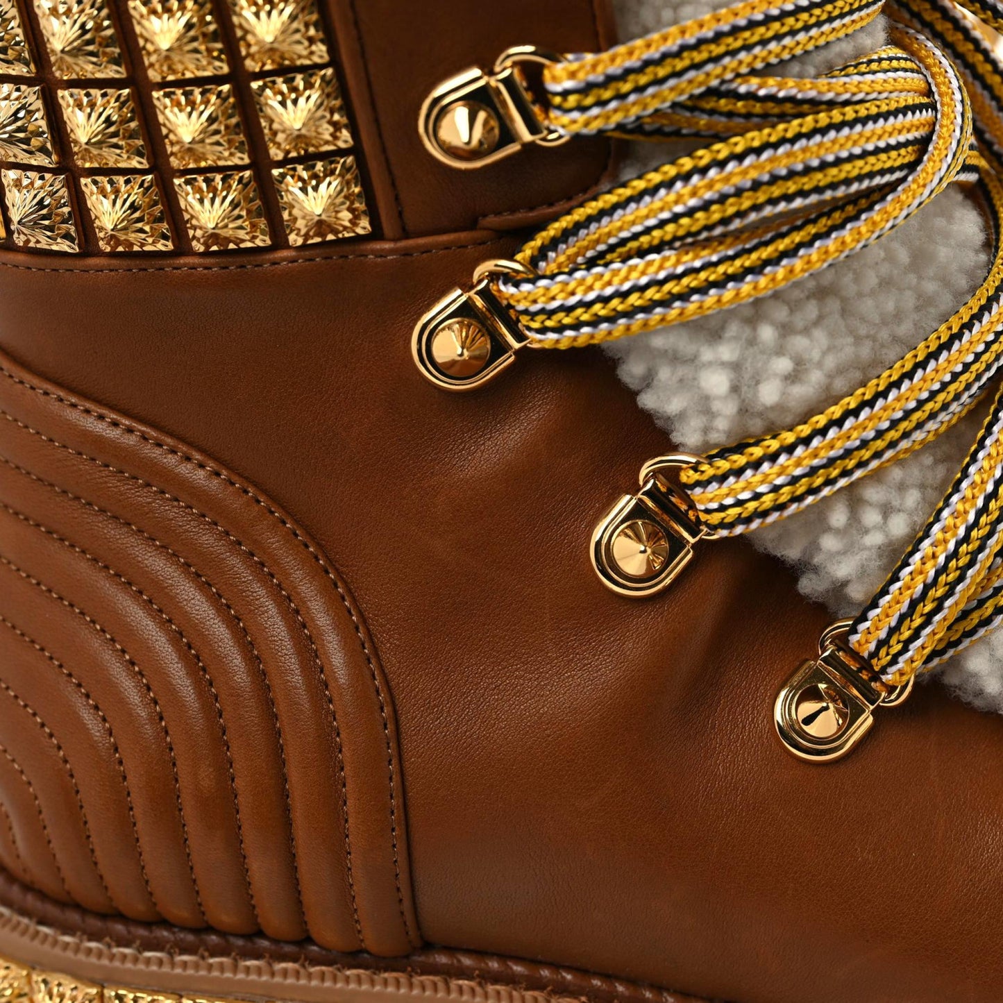 Calfskin Studded Shearling Yeti Donna Boots 36 Natural