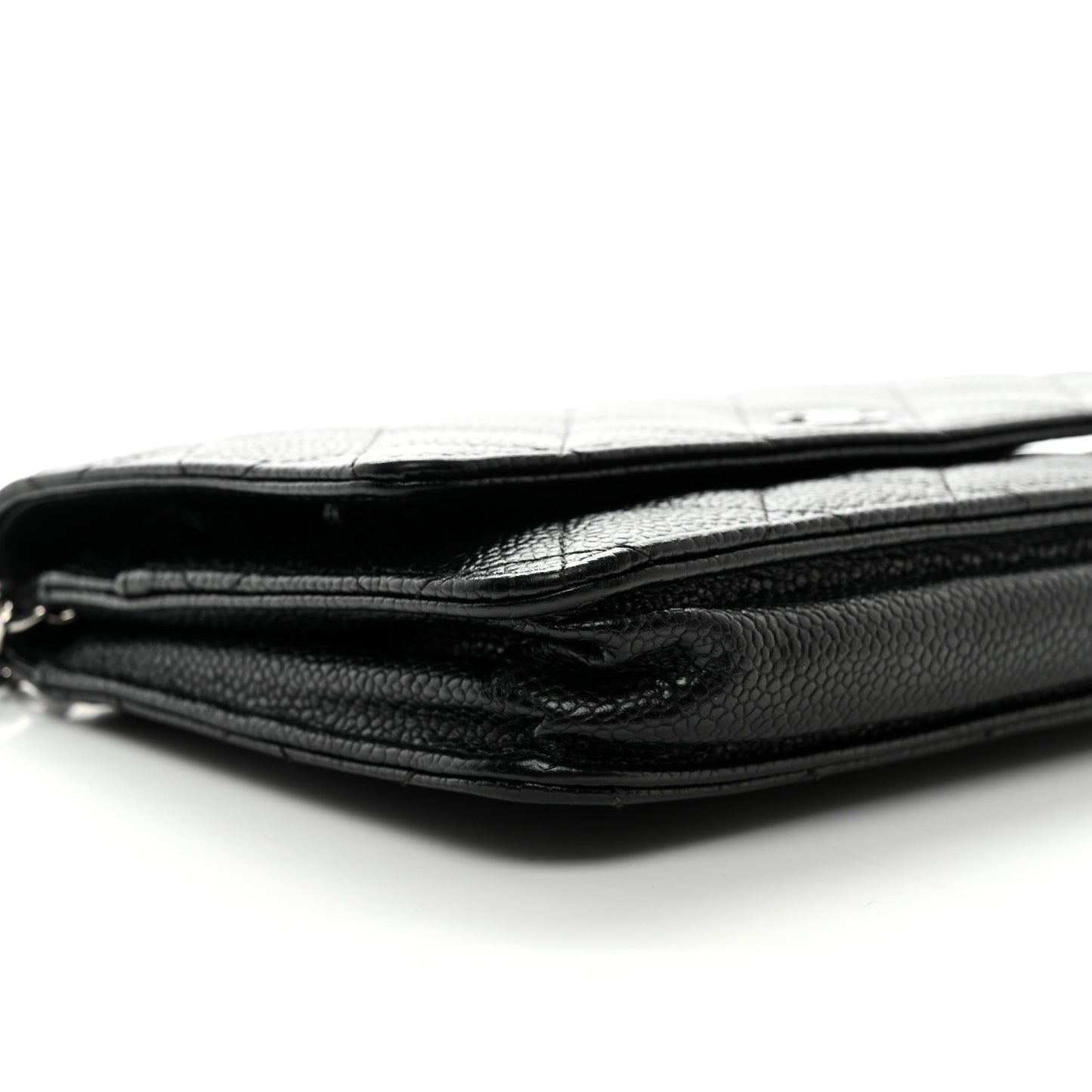 Caviar Quilted Wallet on Chain WOC Black