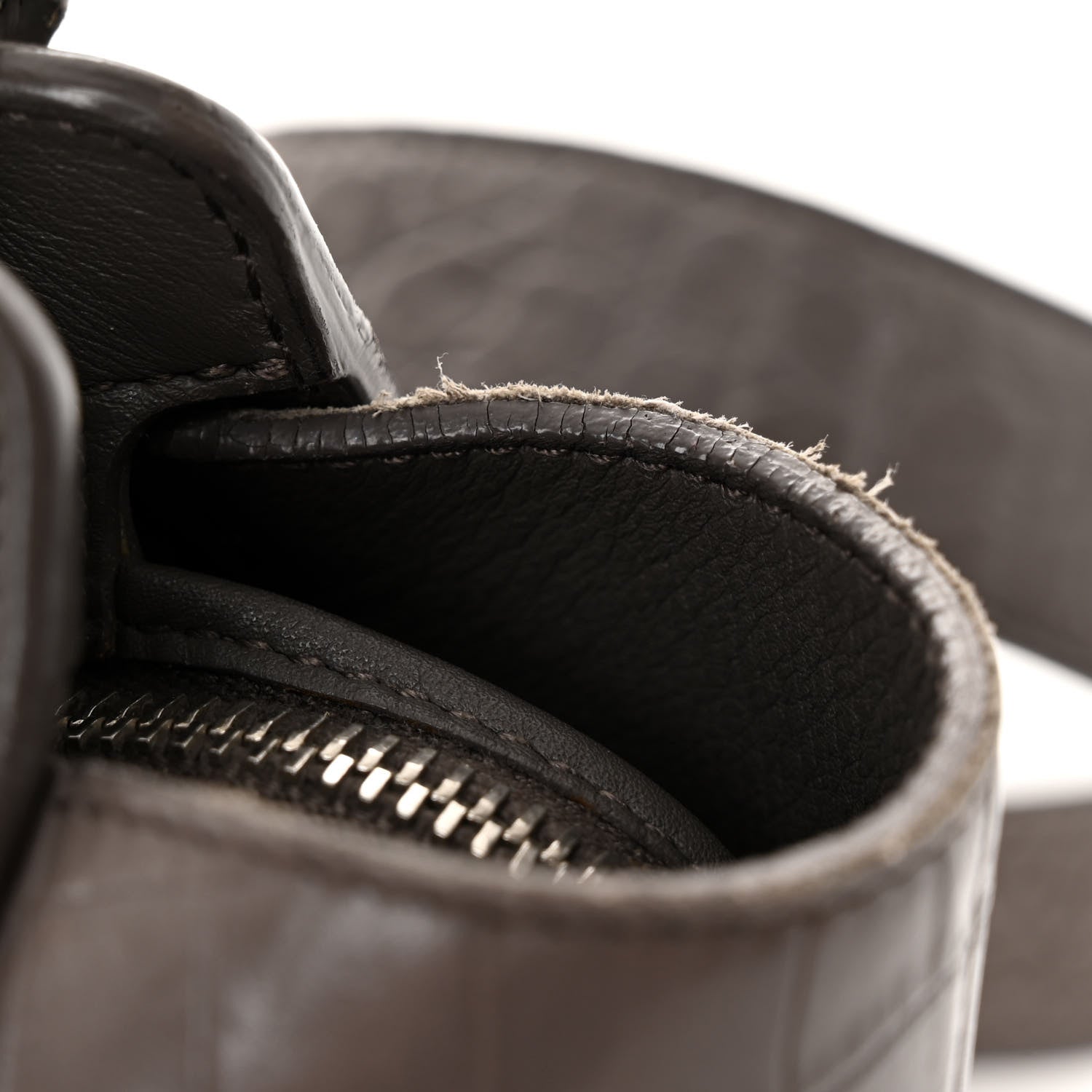 Saint Laurent Smooth Calfskin Crocodile Embossed Baby Monogram Downtown Cabas Earth 10 of 10