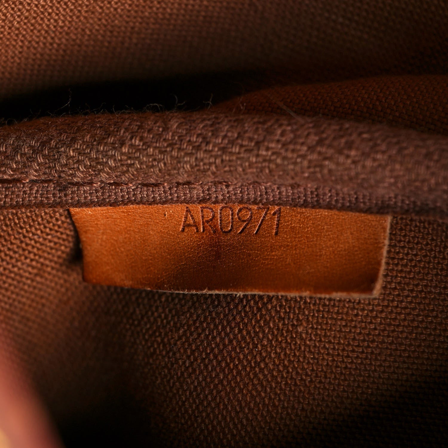 Louis Vuitton Monogram Saumur 35 8 of 26