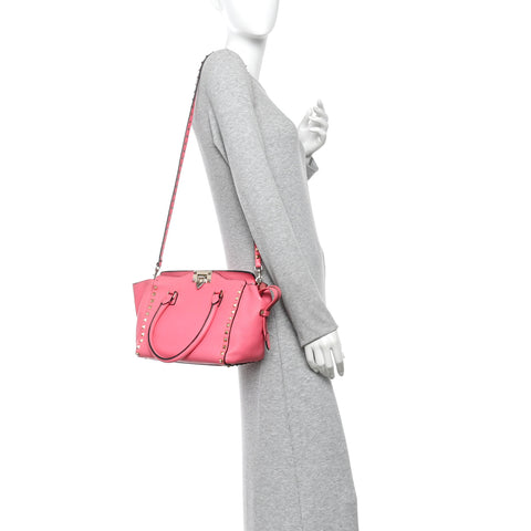 Vitello Small Rockstud Tote Fuxia Fluo
