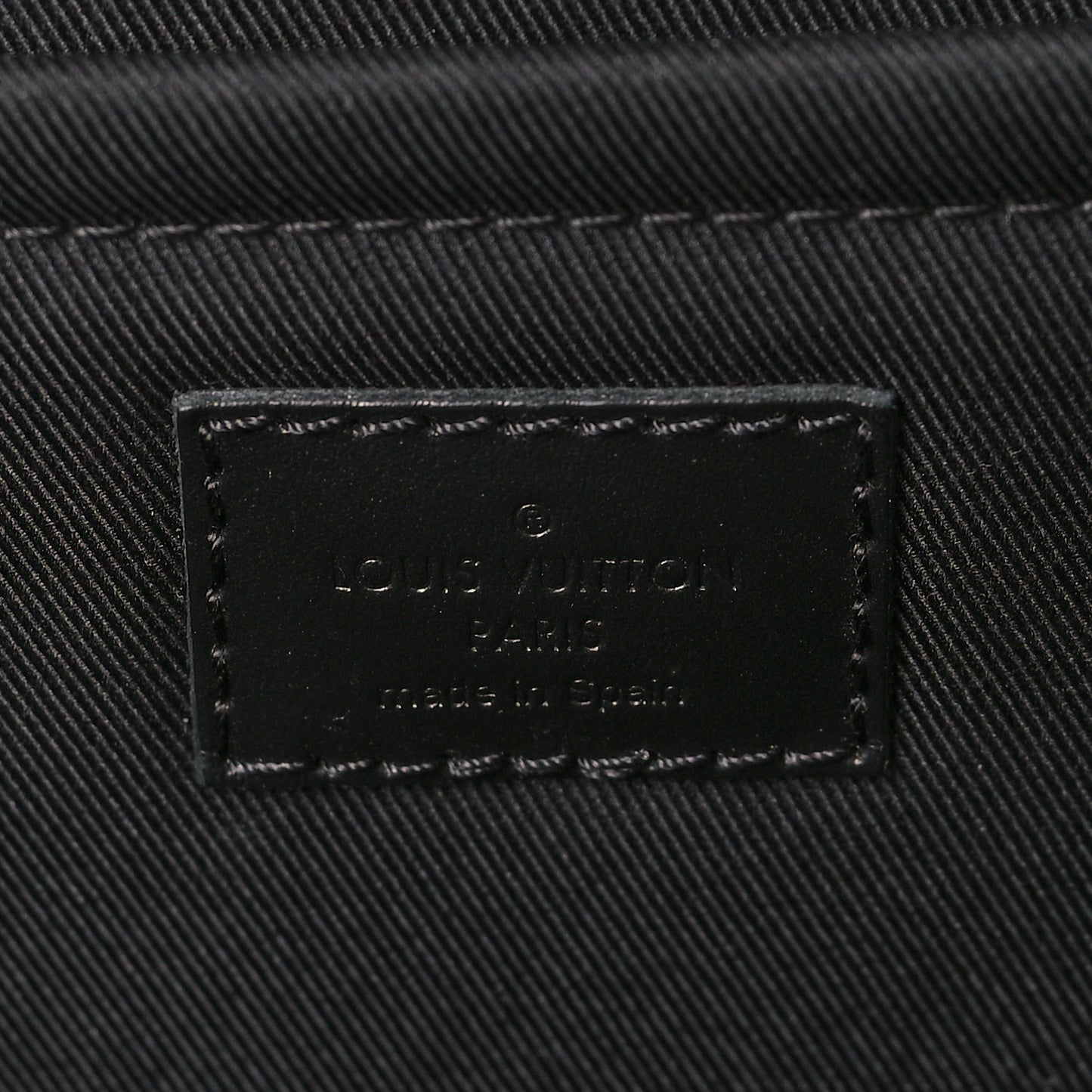 Monogram Macassar Archy Messenger GM