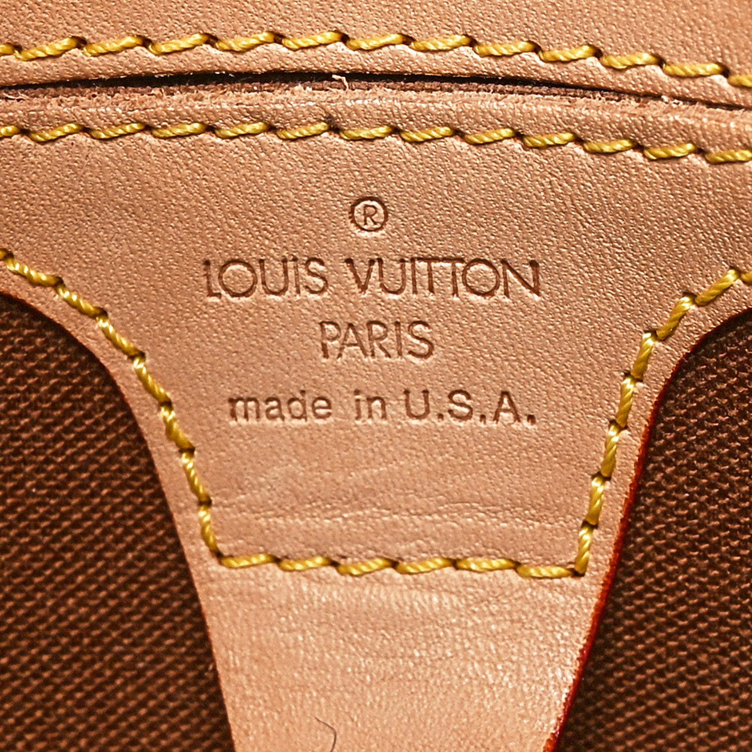 Louis Vuitton Monogram Ellipse MM 6 of 9