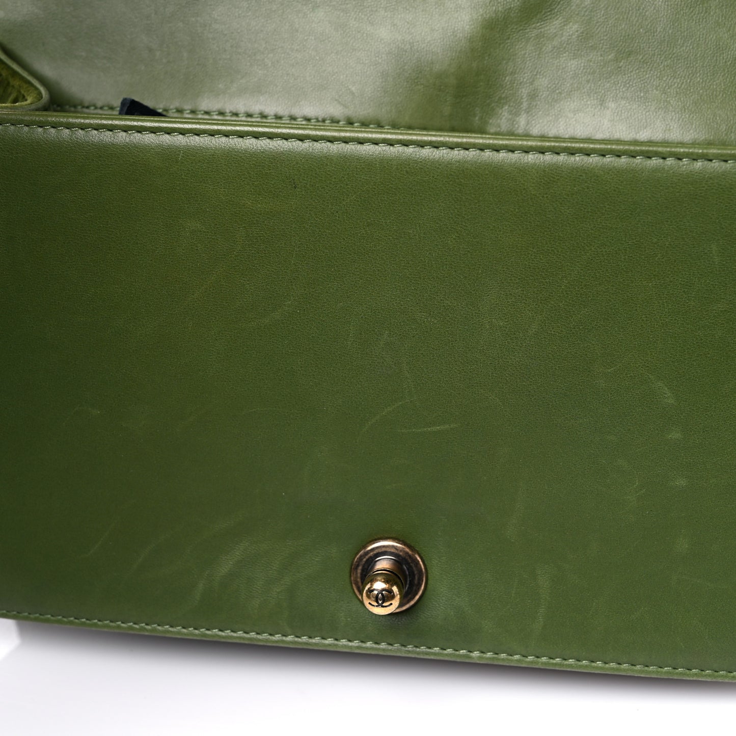 Velvet Tweed Medium Boy Flap Green