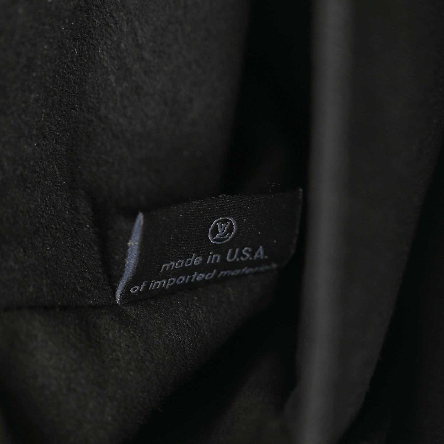 Reverse Monogram Pochette Metis